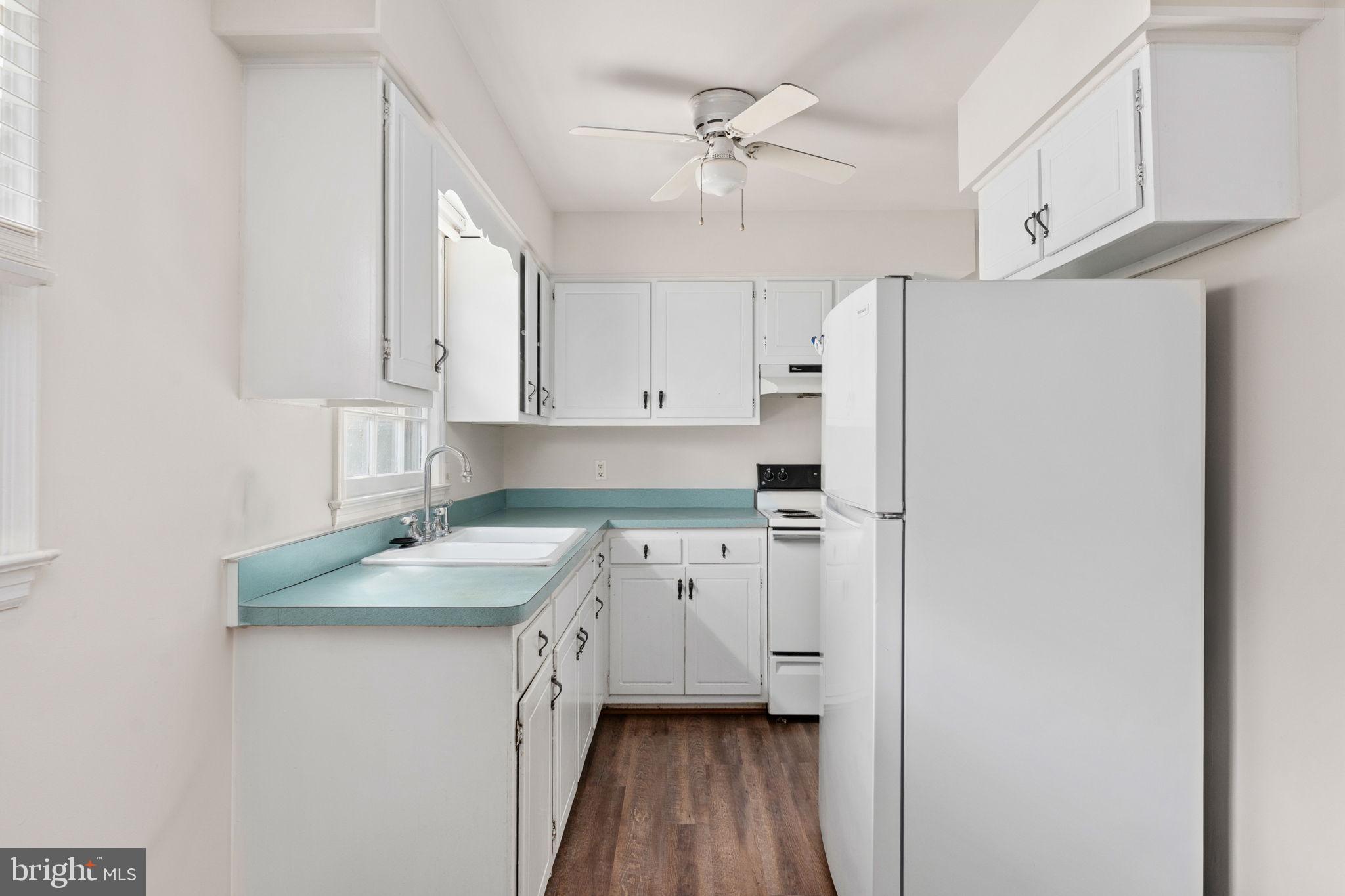 NONE  NO HOA - Residential