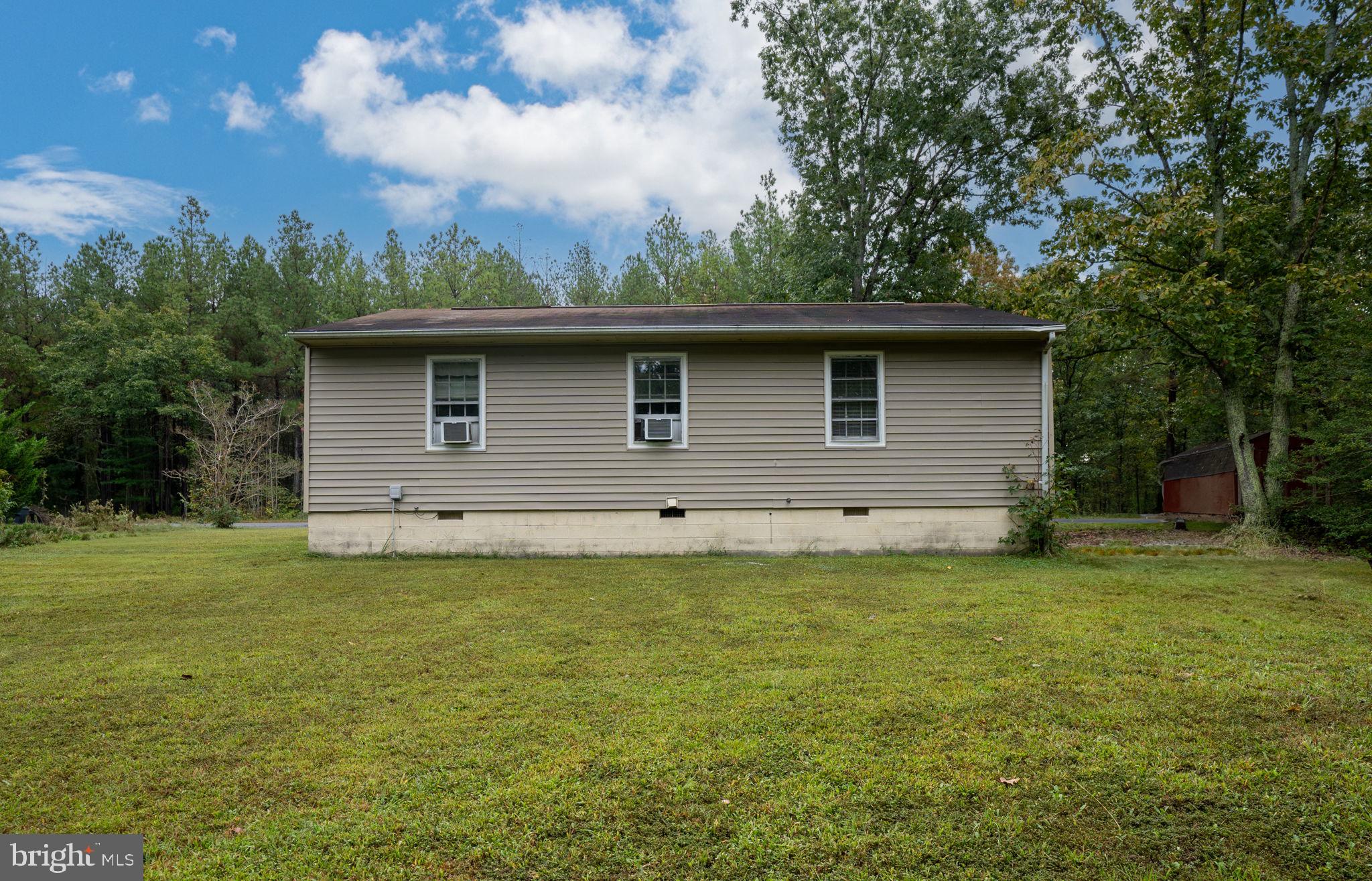 NONE  NO HOA - Residential