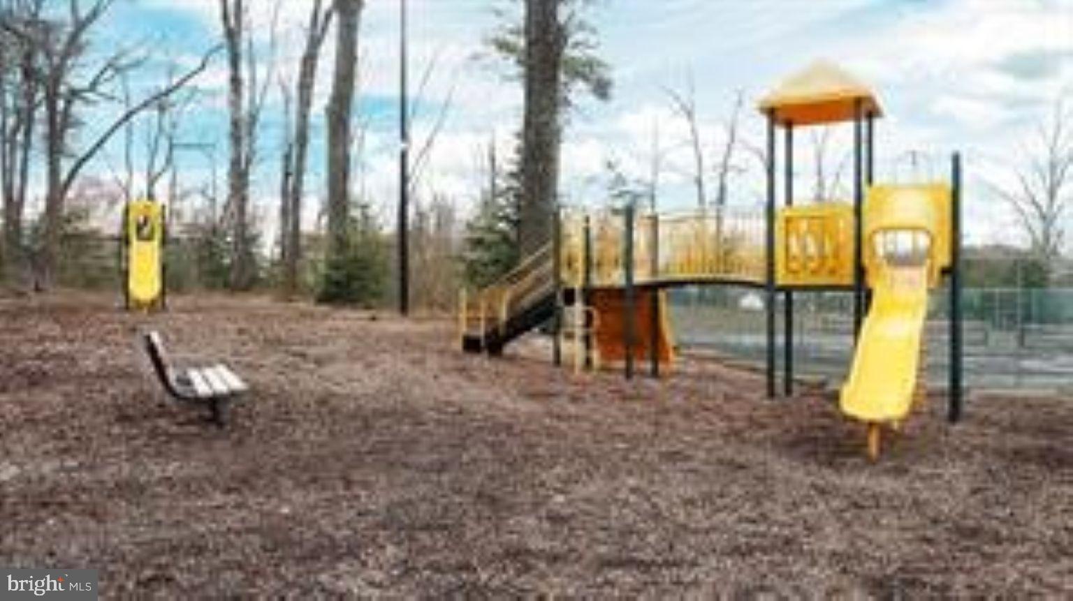 CHESTERFIELD - Residential Lease