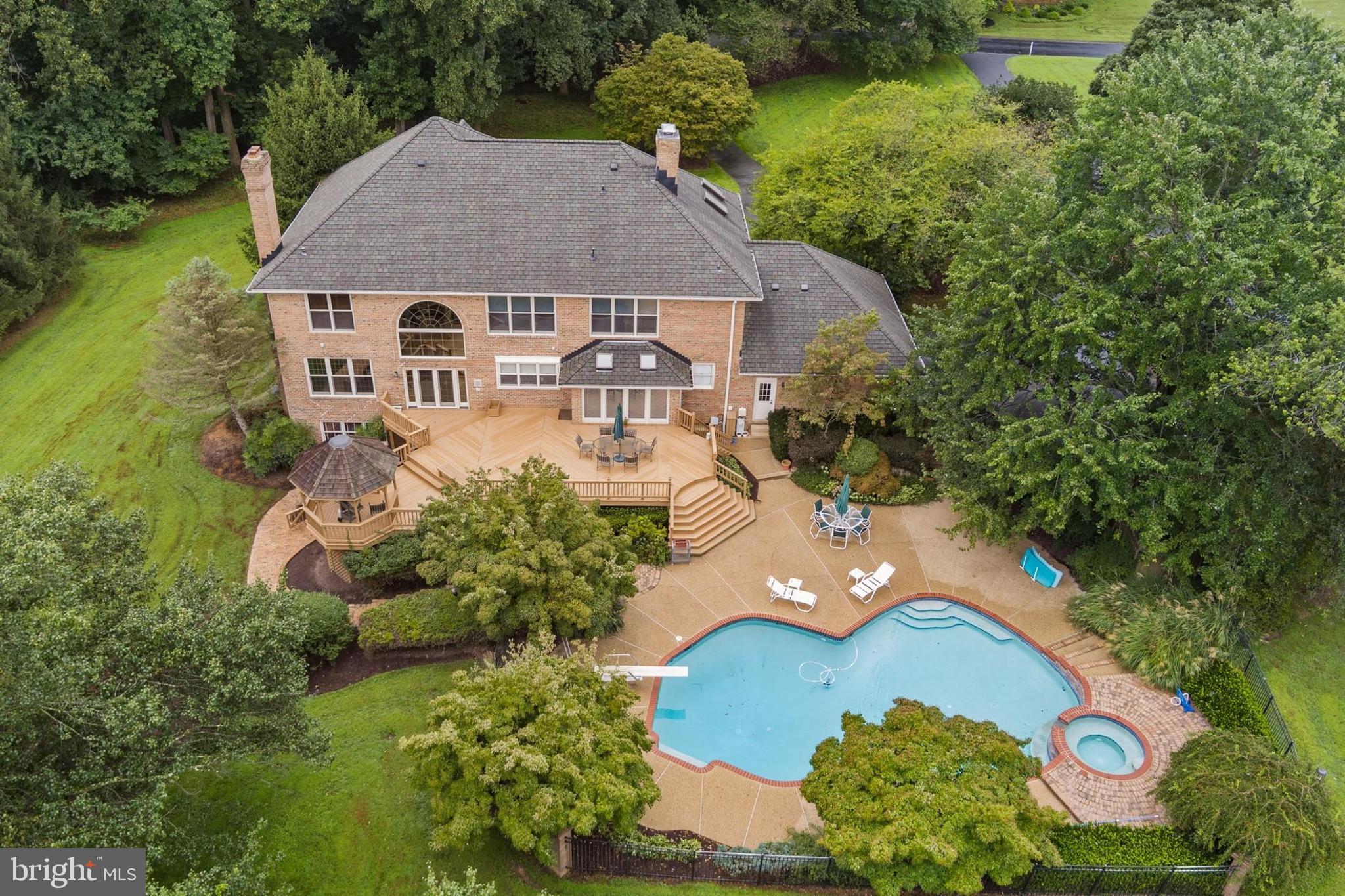 4255 BUCKSKIN LAKE DRIVE