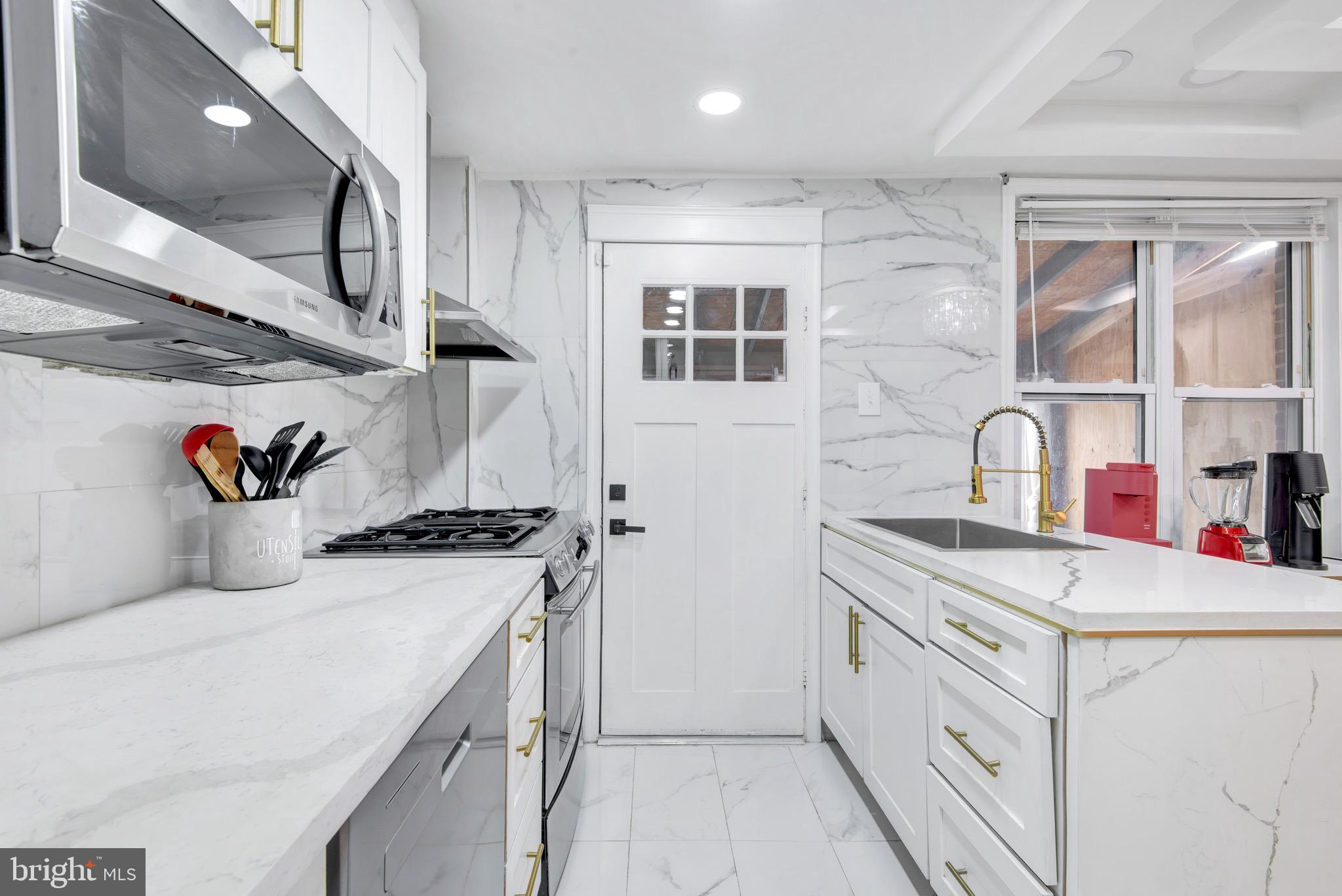 BELAIR-EDISON - Residential