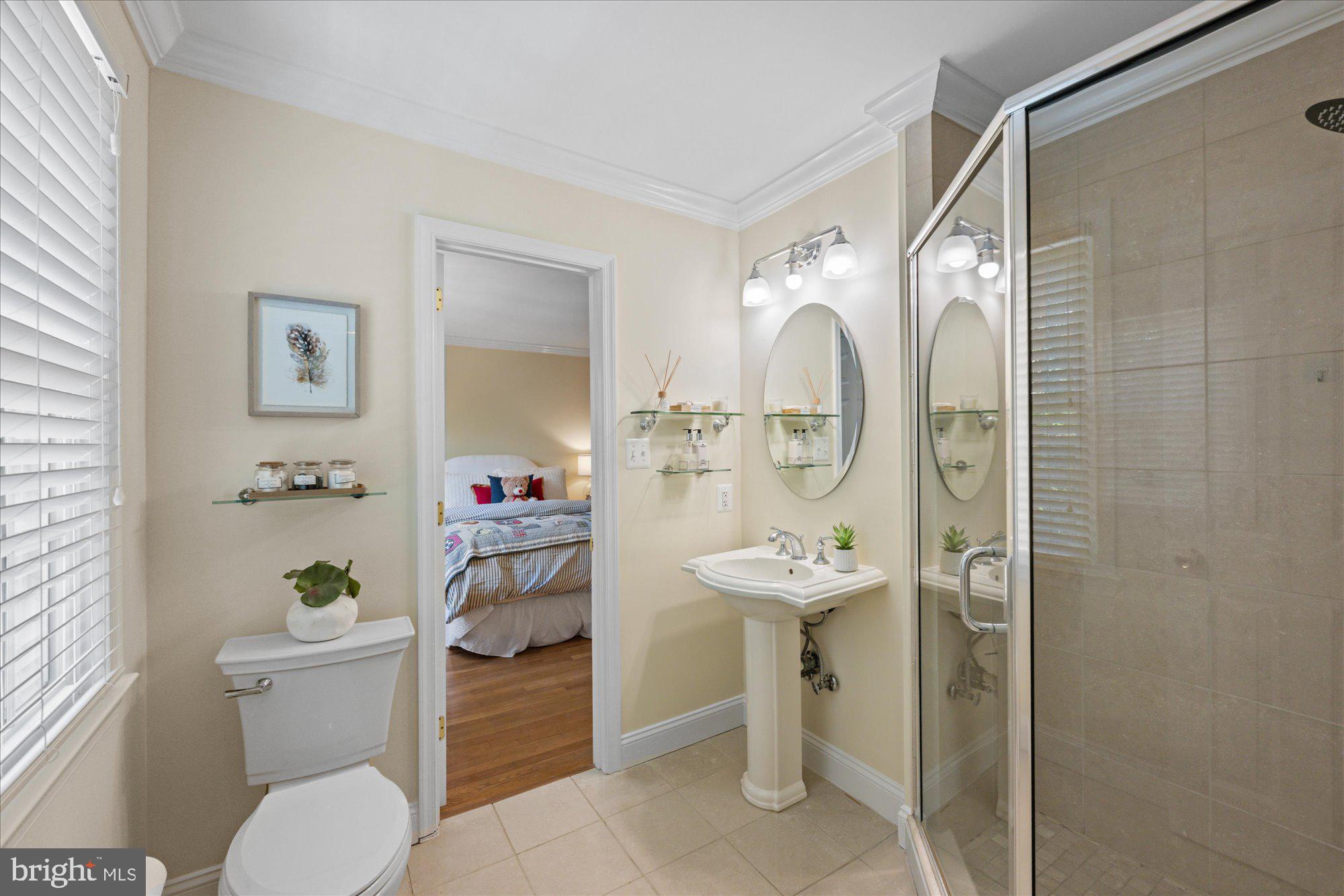 RIVER FALLS - Residential