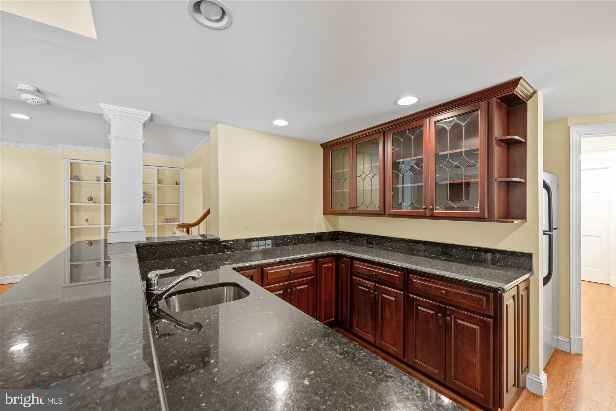 RIVER FALLS - Residential