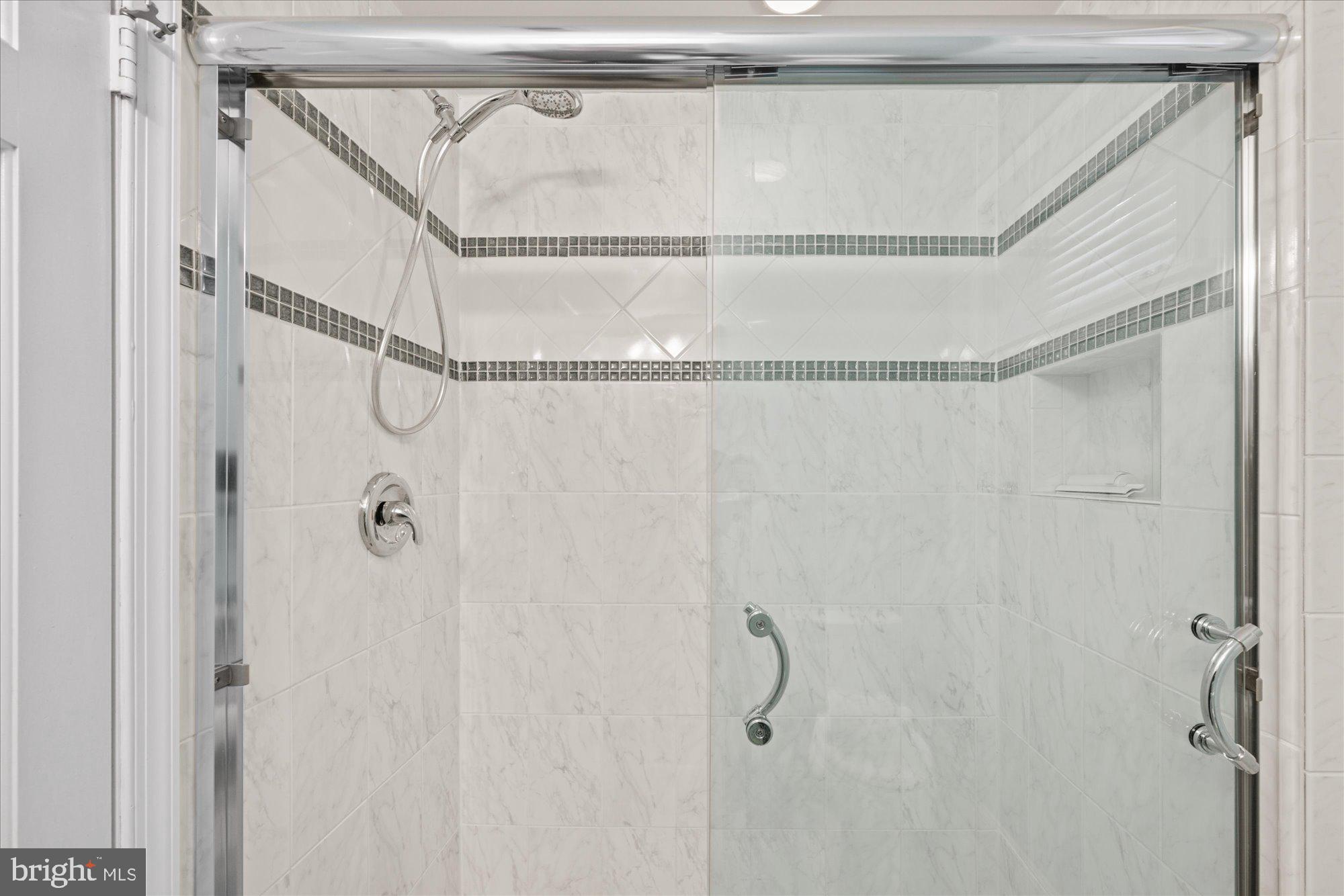 RIVER FALLS - Residential