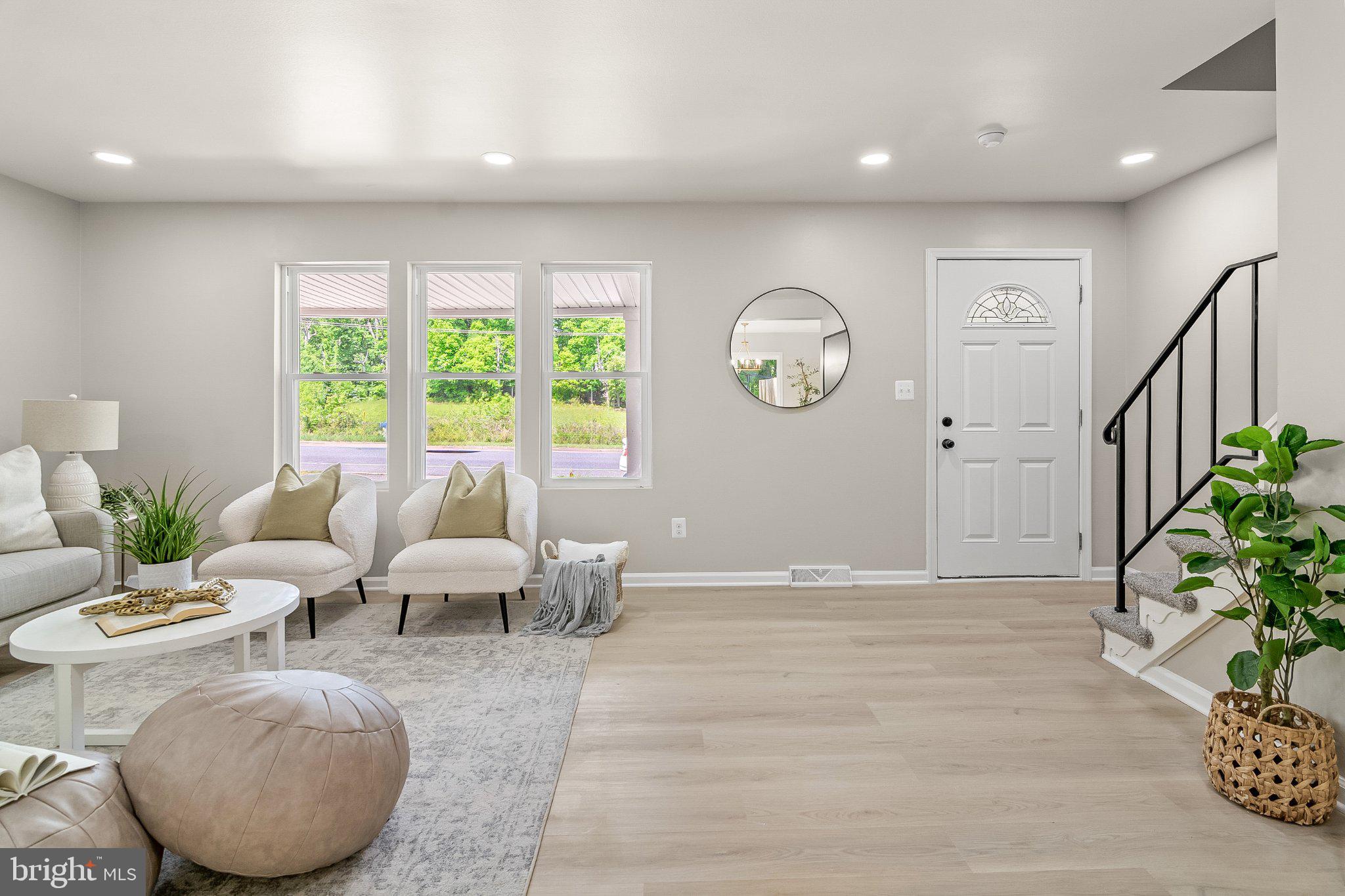 MAPLE RIDGE - Residential