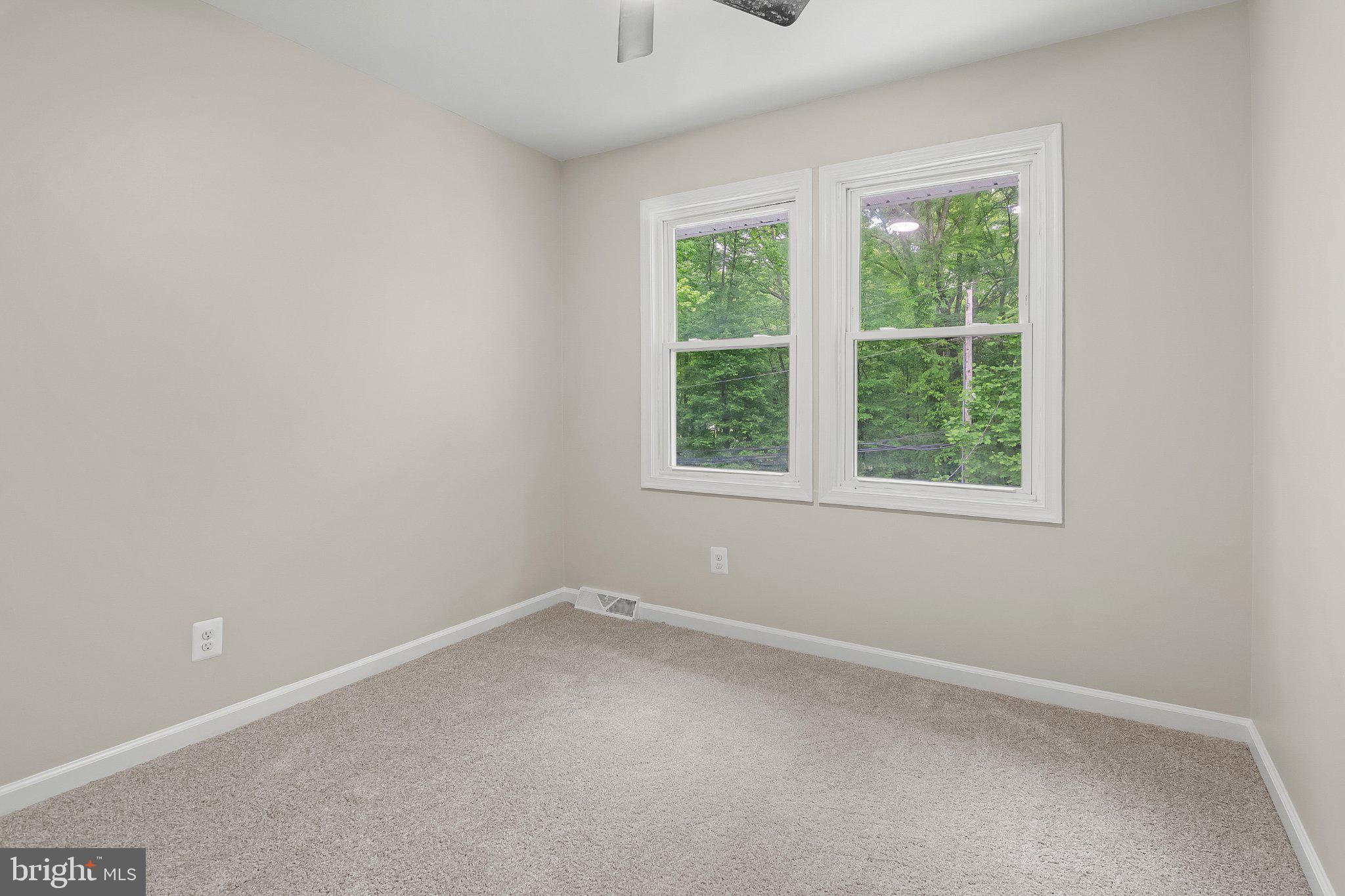 MAPLE RIDGE - Residential