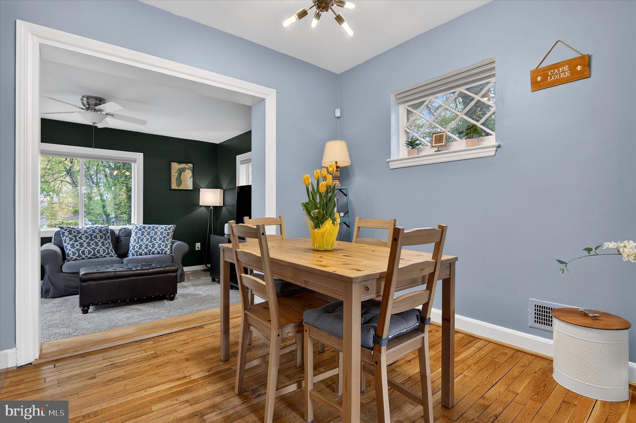 CAROLE HIGHLANDS - Residential