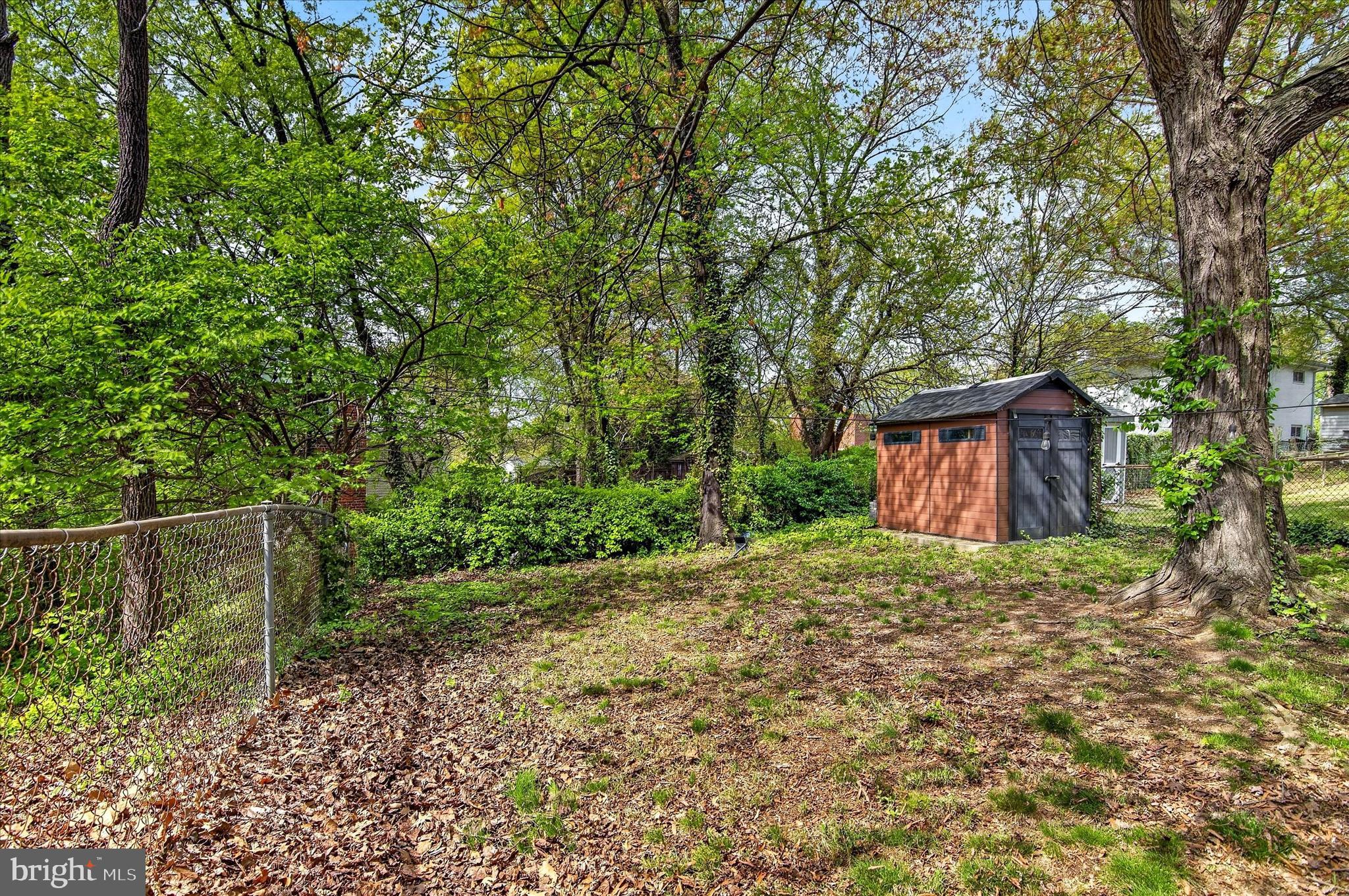 CAROLE HIGHLANDS - Residential