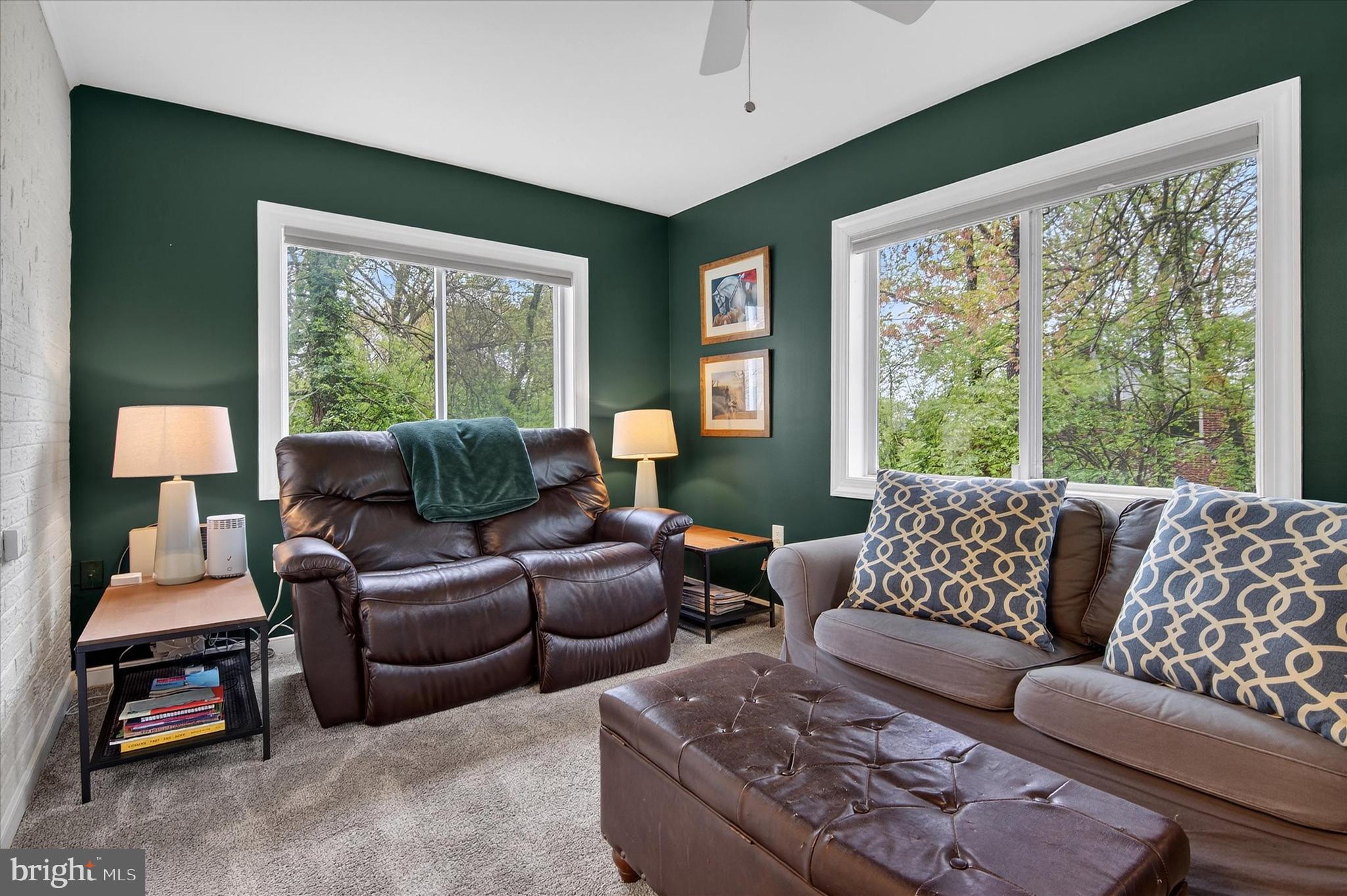 CAROLE HIGHLANDS - Residential