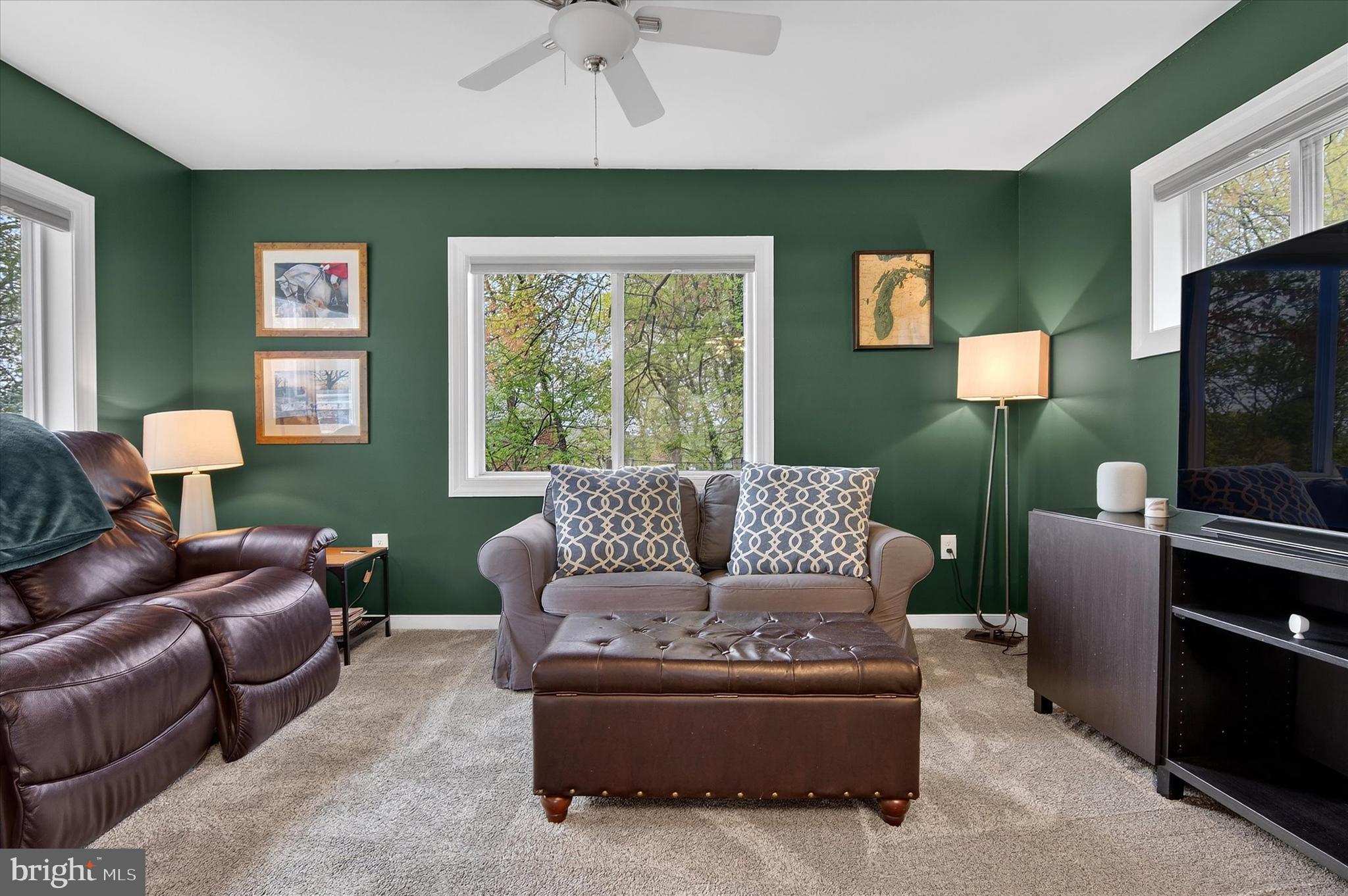 CAROLE HIGHLANDS - Residential