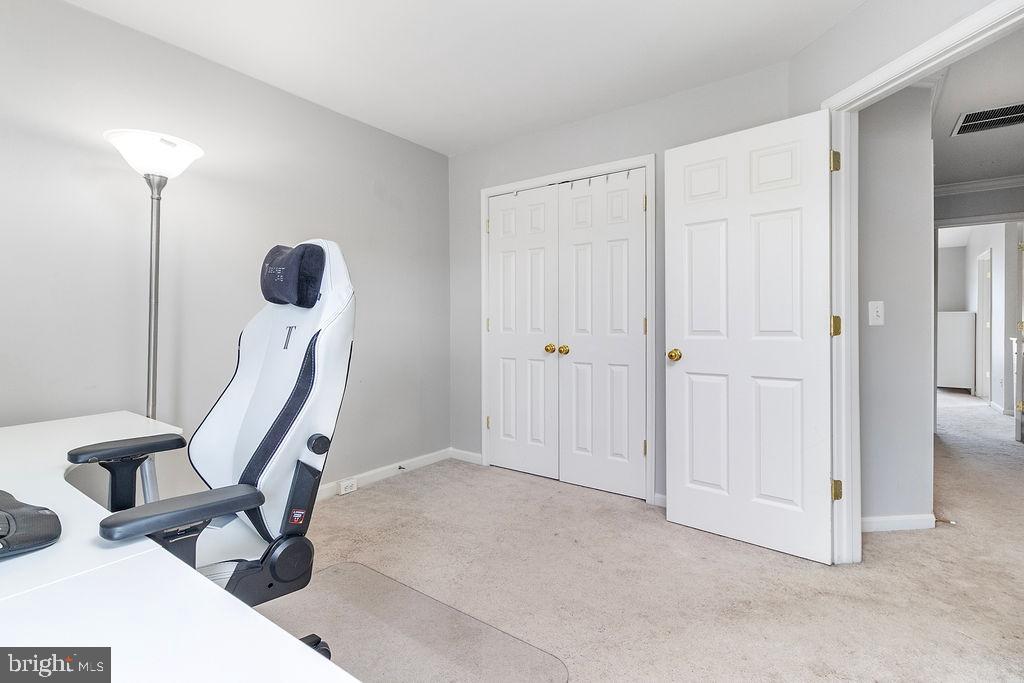 SPRING LAKES - Residential Lease