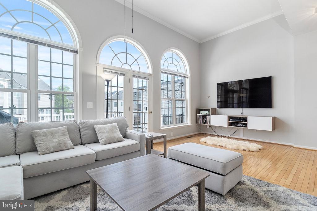 SPRING LAKES - Residential Lease