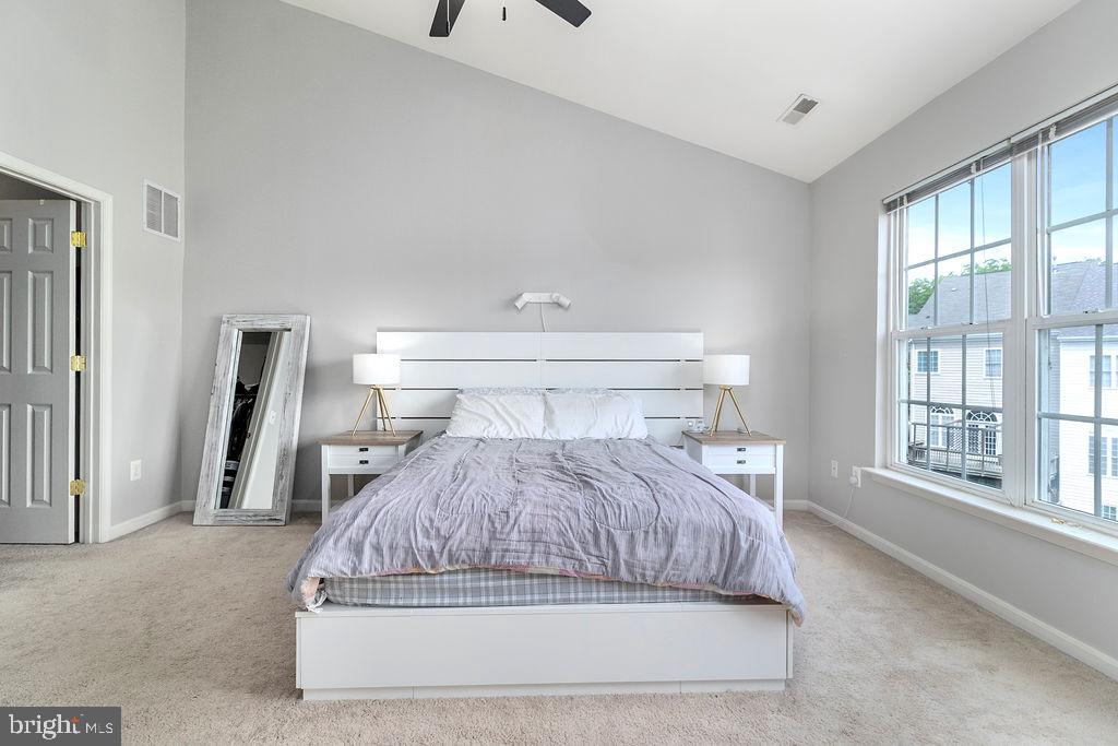 SPRING LAKES - Residential Lease