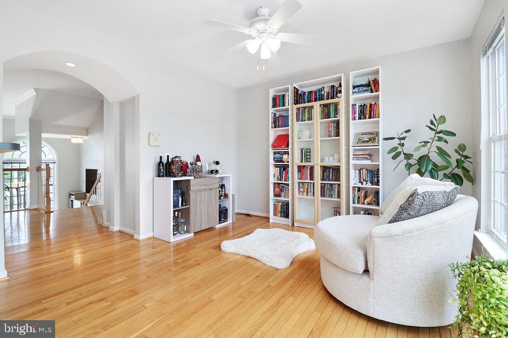 SPRING LAKES - Residential Lease