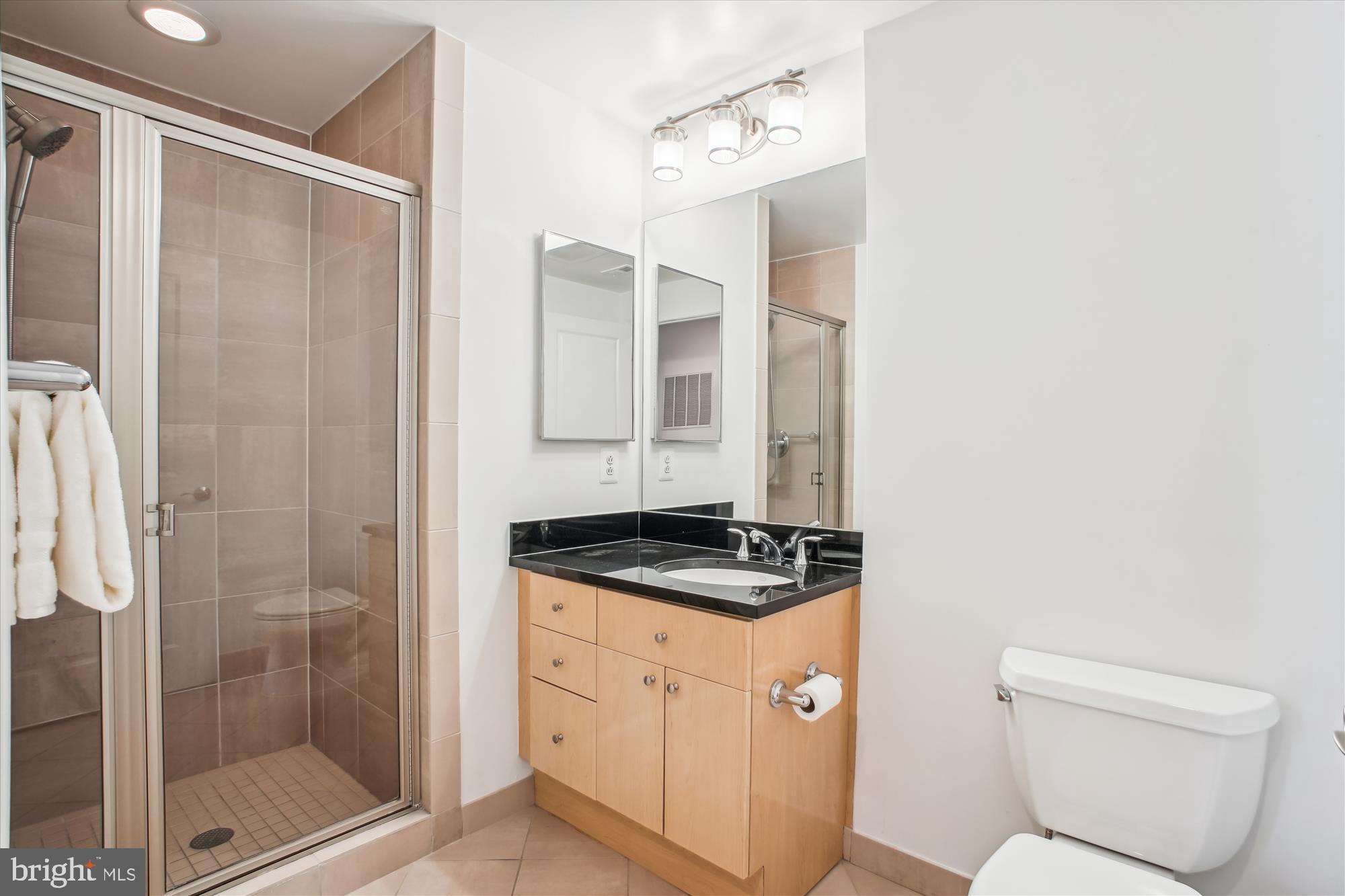 MIDTOWN AT RESTON TOWN CENTER - Residential