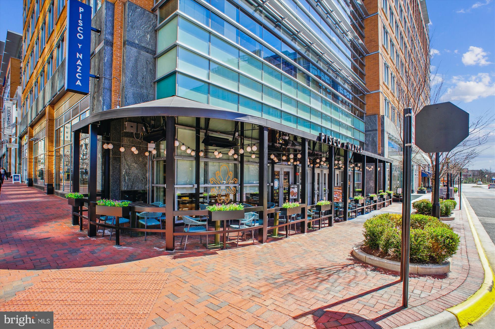 MIDTOWN AT RESTON TOWN CENTER - Residential