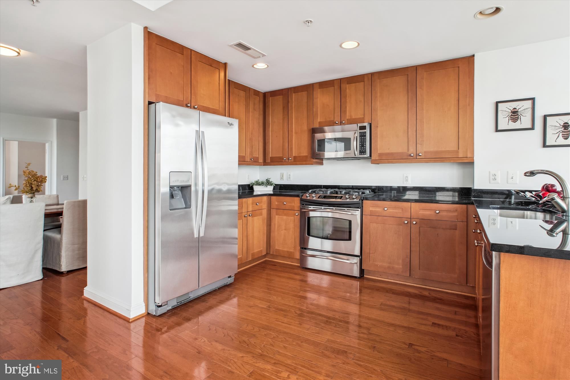 MIDTOWN AT RESTON TOWN CENTER - Residential