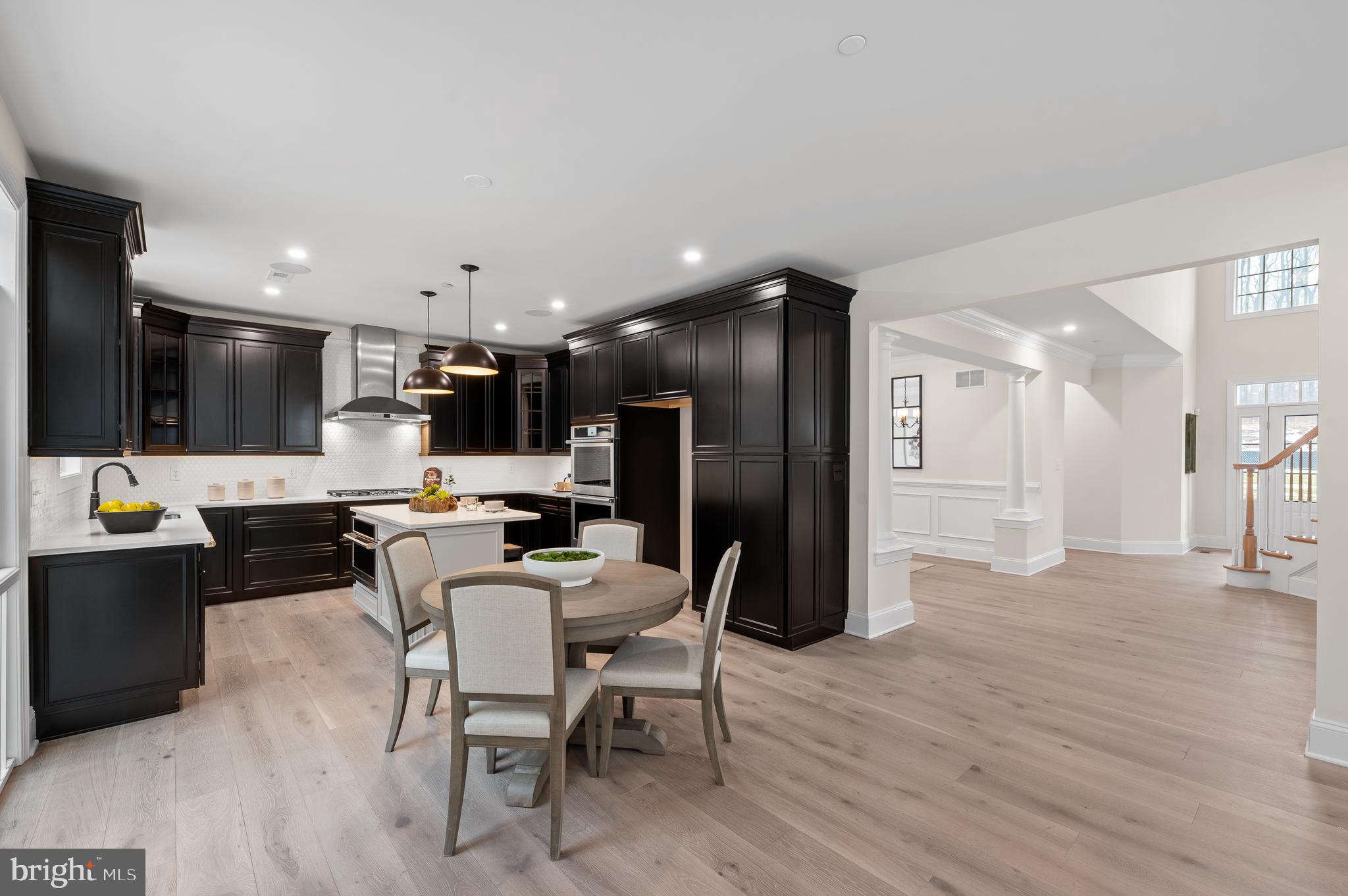 VILLAGE OF FOUR SEASONS - Residential