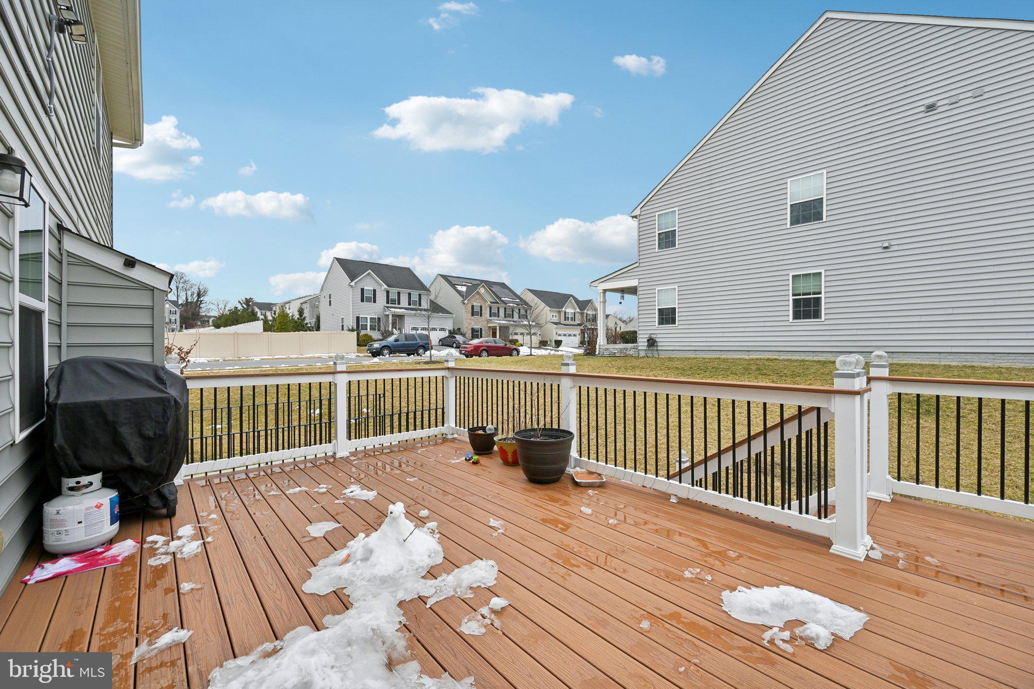 HOLLY RIDGE - Residential