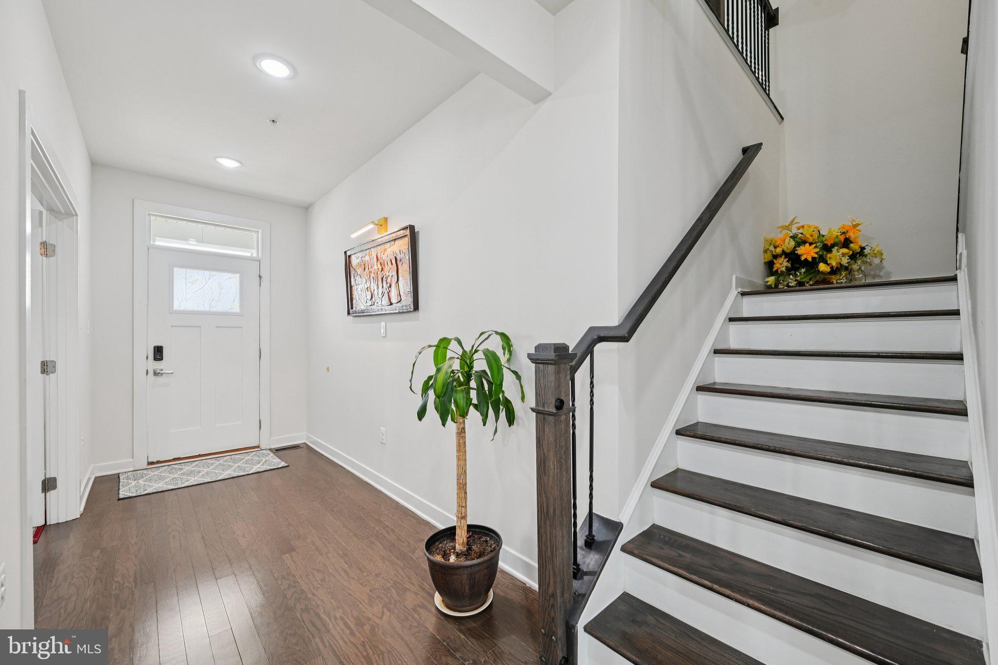 HOLLY RIDGE - Residential