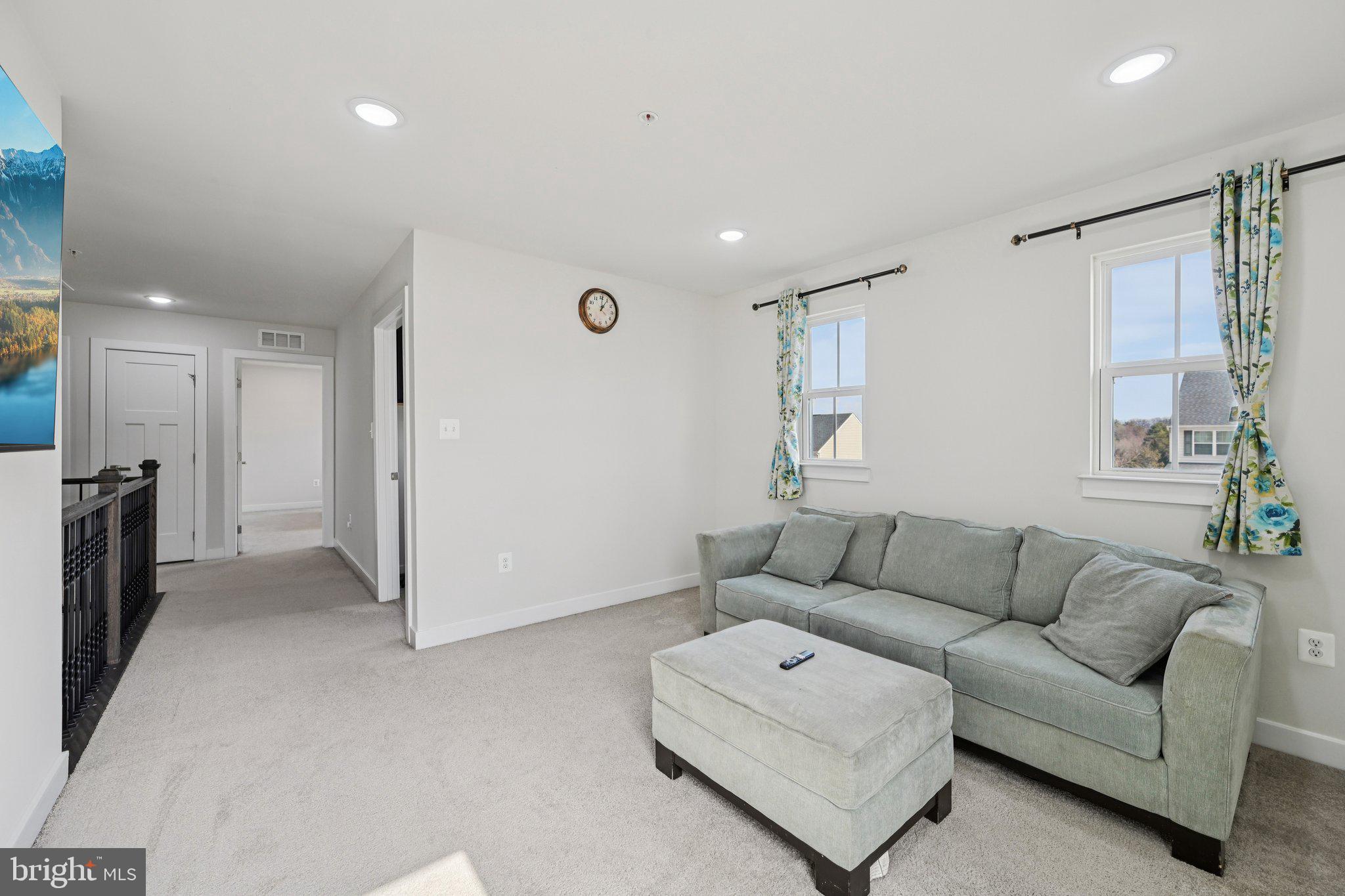 HOLLY RIDGE - Residential