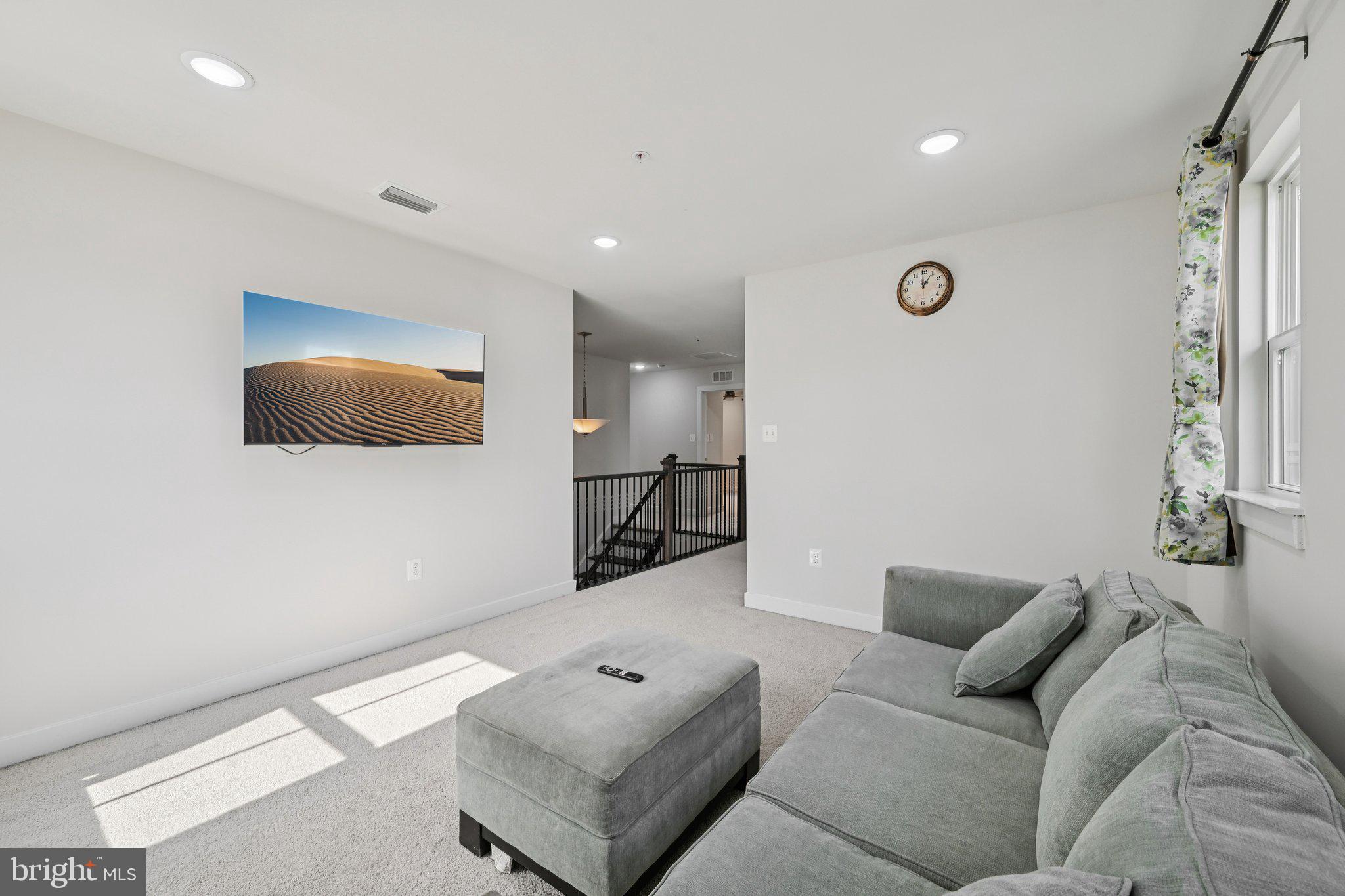 HOLLY RIDGE - Residential