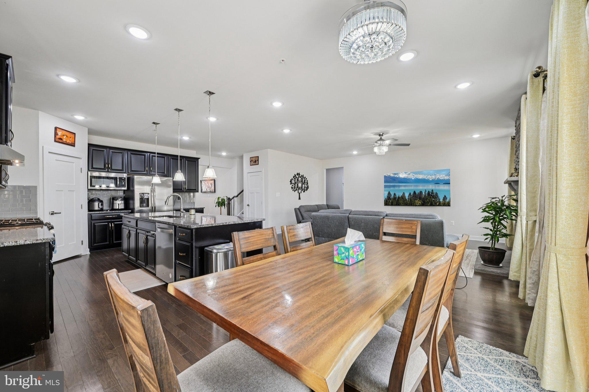 HOLLY RIDGE - Residential