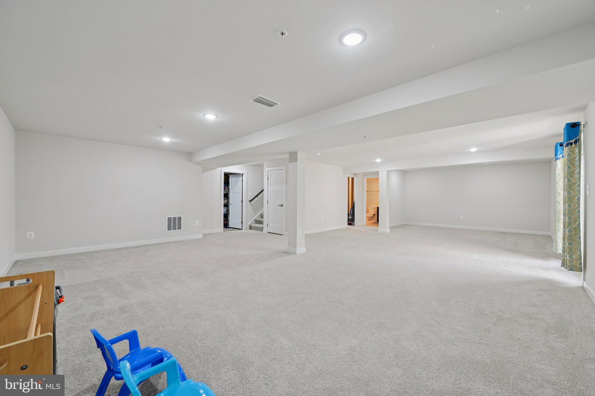 HOLLY RIDGE - Residential