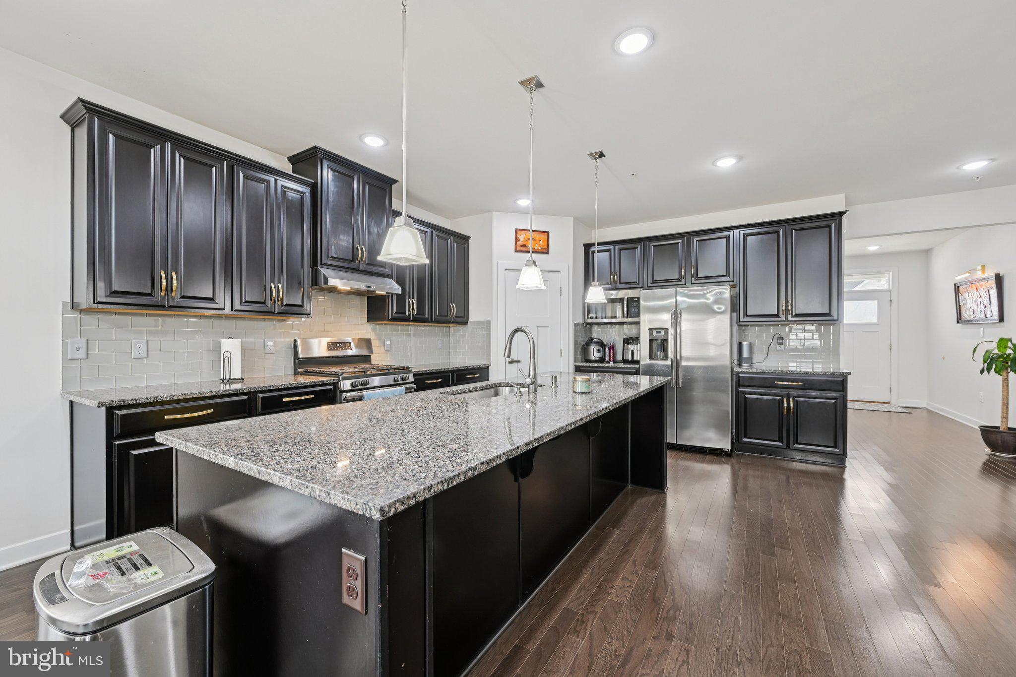 HOLLY RIDGE - Residential