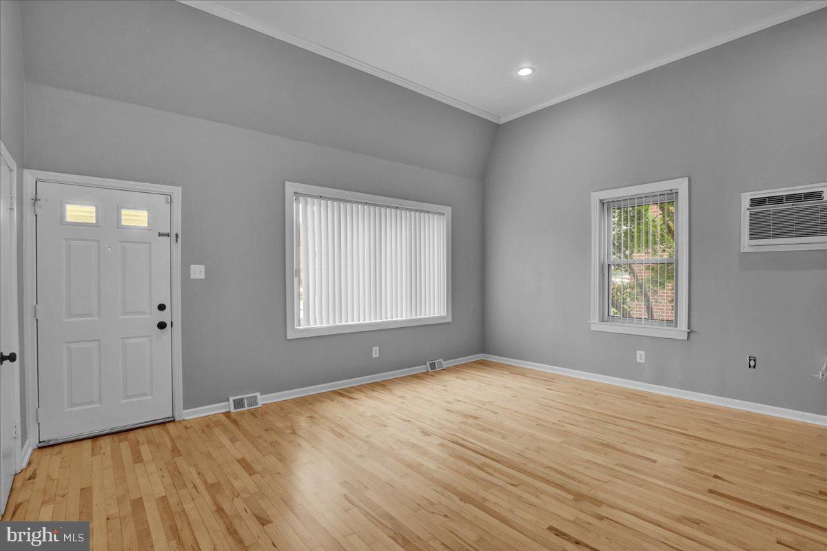 MARSHALL TERRACE - Residential