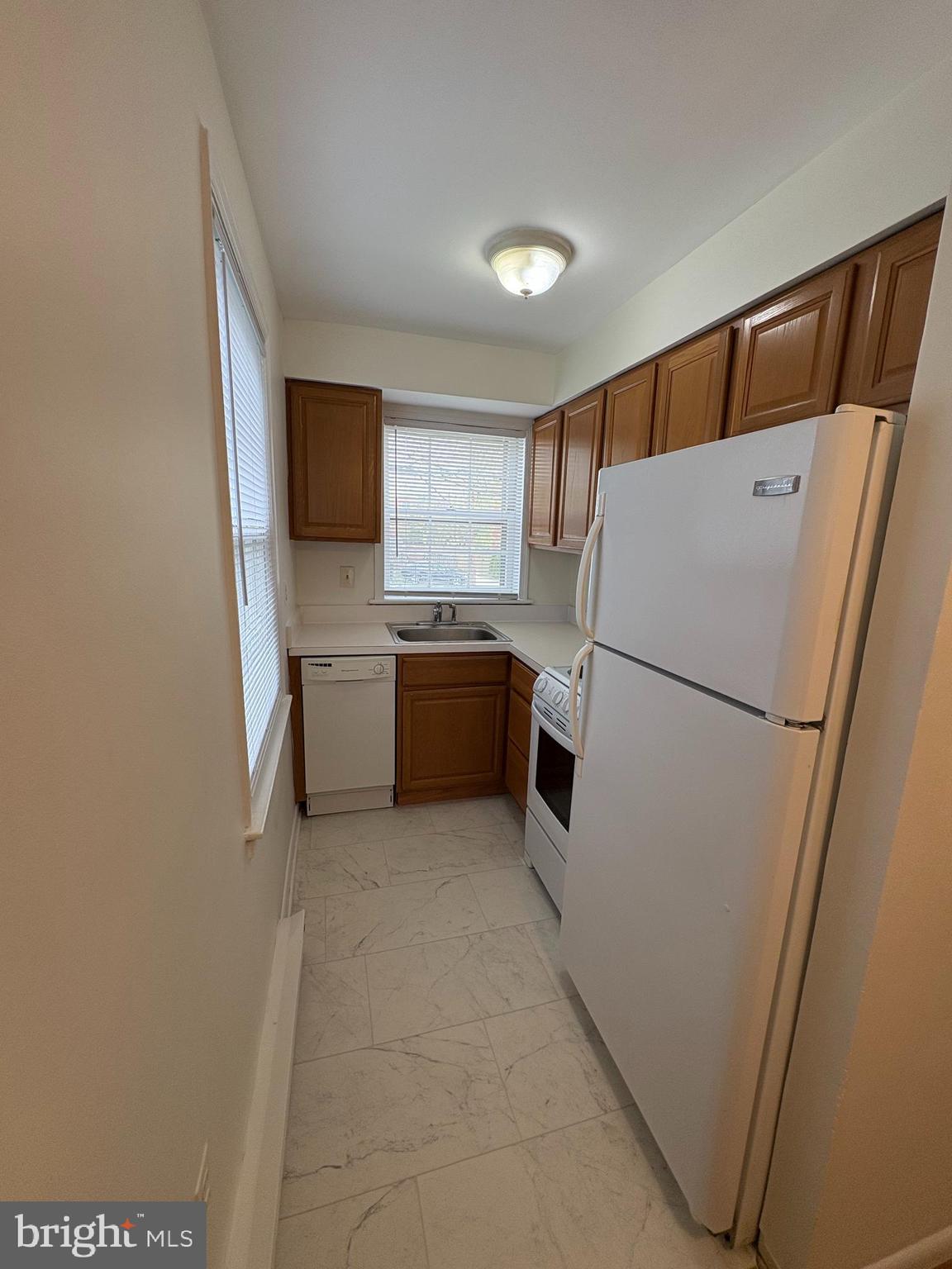 HUNTING CREEK - Residential Lease