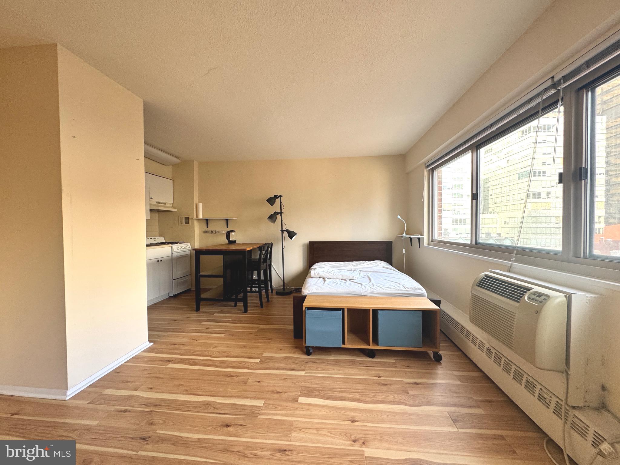 RITTENHOUSE SQUARE - Residential