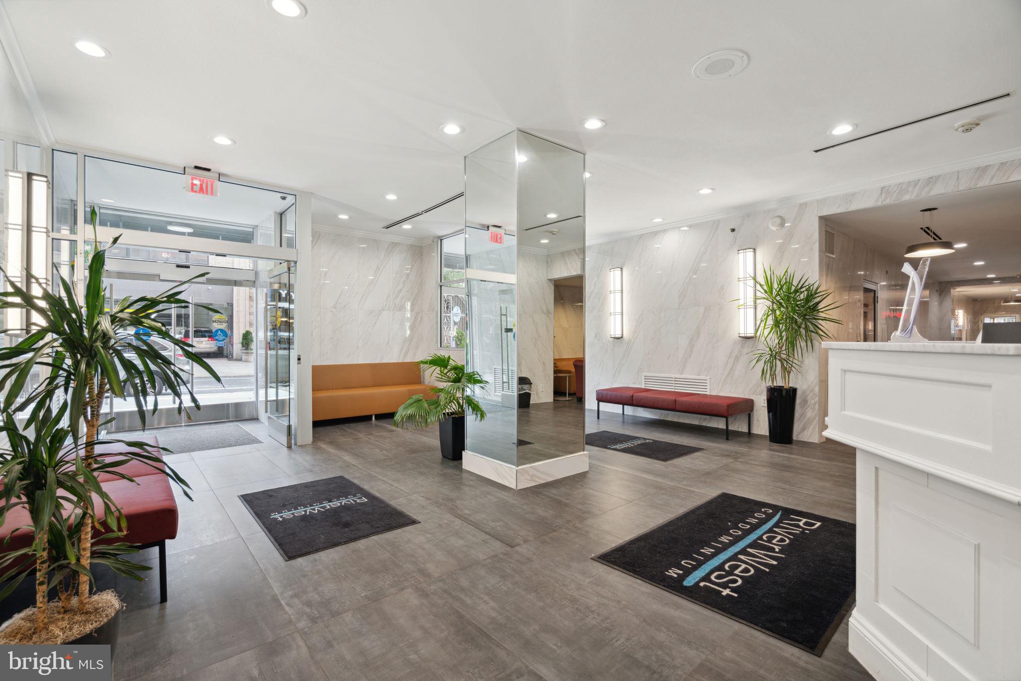 RITTENHOUSE SQUARE - Residential