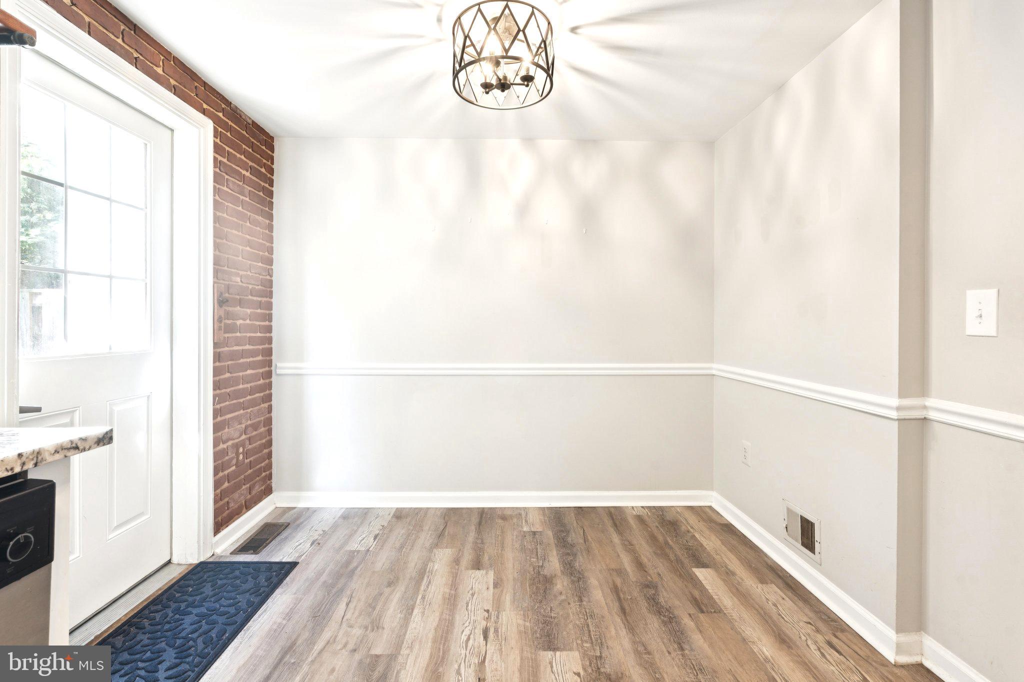 COUNTRYSIDE - Residential Lease