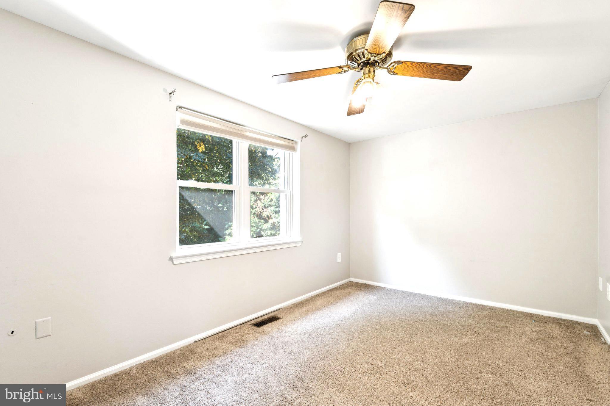 COUNTRYSIDE - Residential Lease