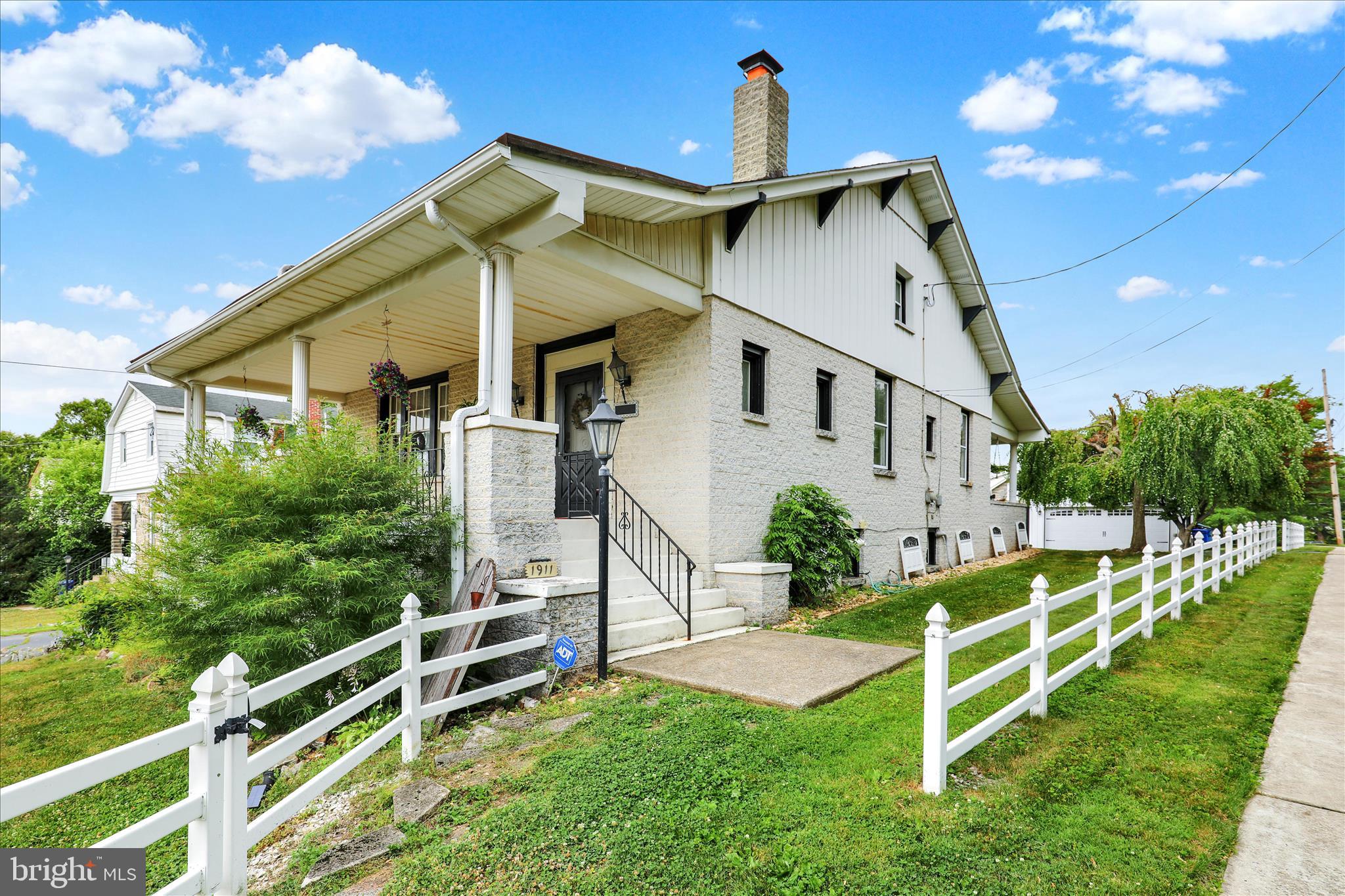 1911 ELIZABETH AVENUE
