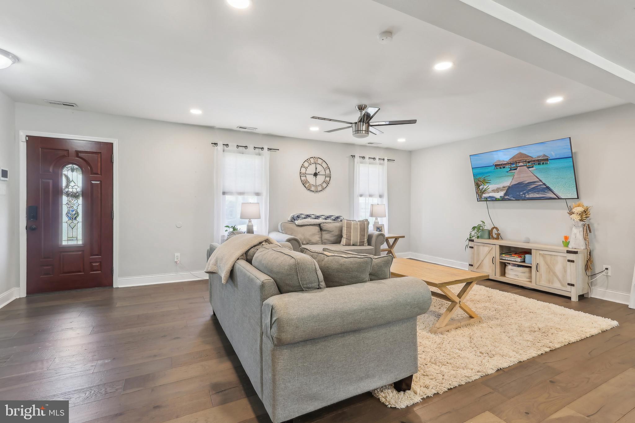 731 FAIRBRIDGE DRIVE