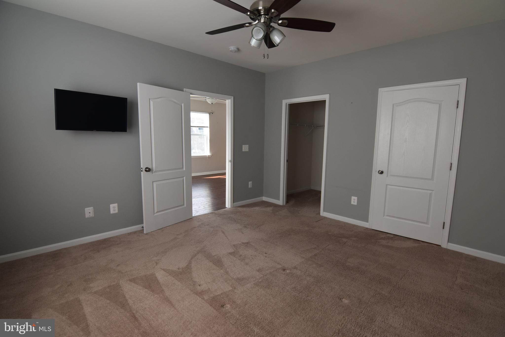 RESIDENCES AT WILDEWOOD - Residential Lease