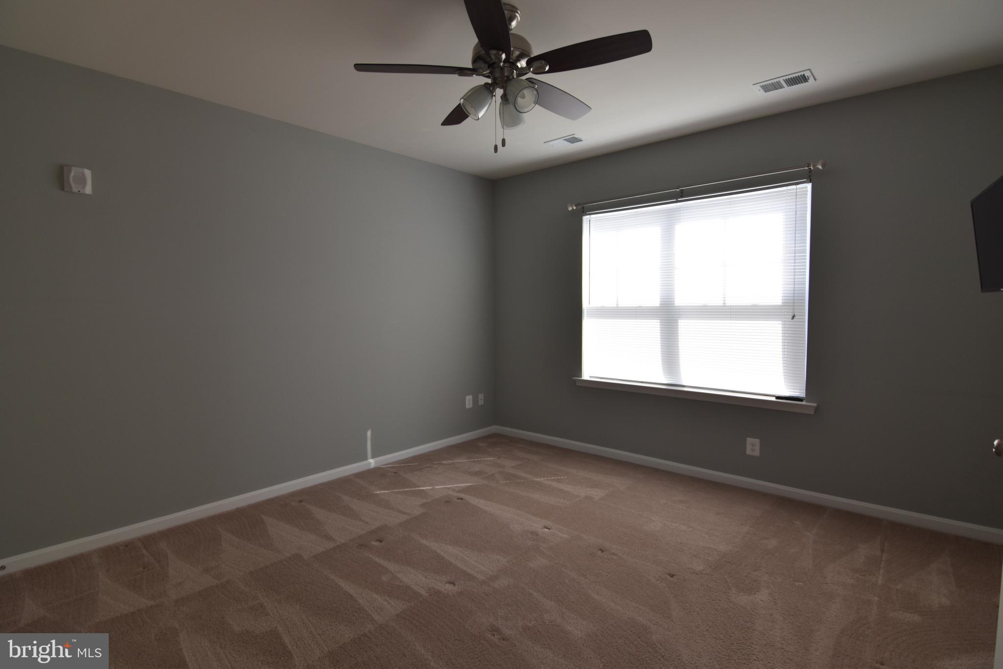 RESIDENCES AT WILDEWOOD - Residential Lease