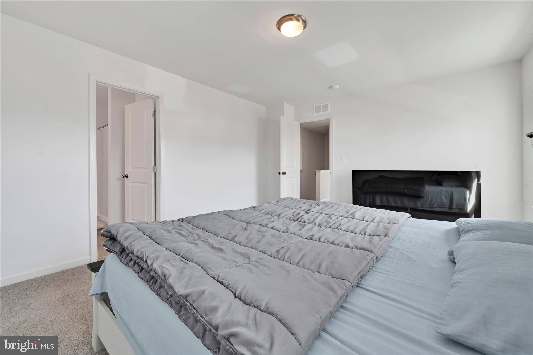 BRIDLE PATH - Residential