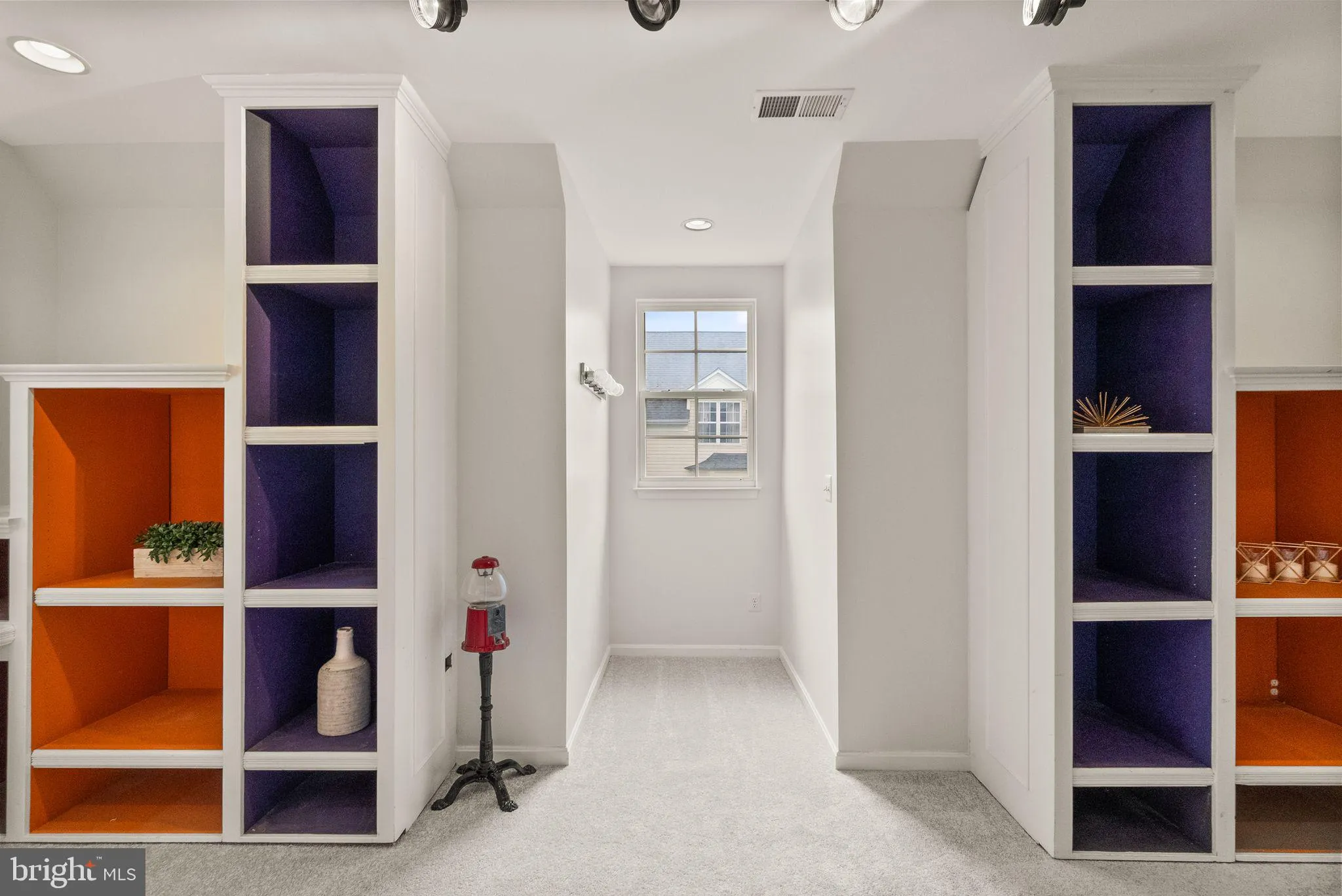 Bristow, Virginia 20136, United States, 5 Bedrooms Bedrooms, ,4 BathroomsBathrooms,Residential,Active,117823