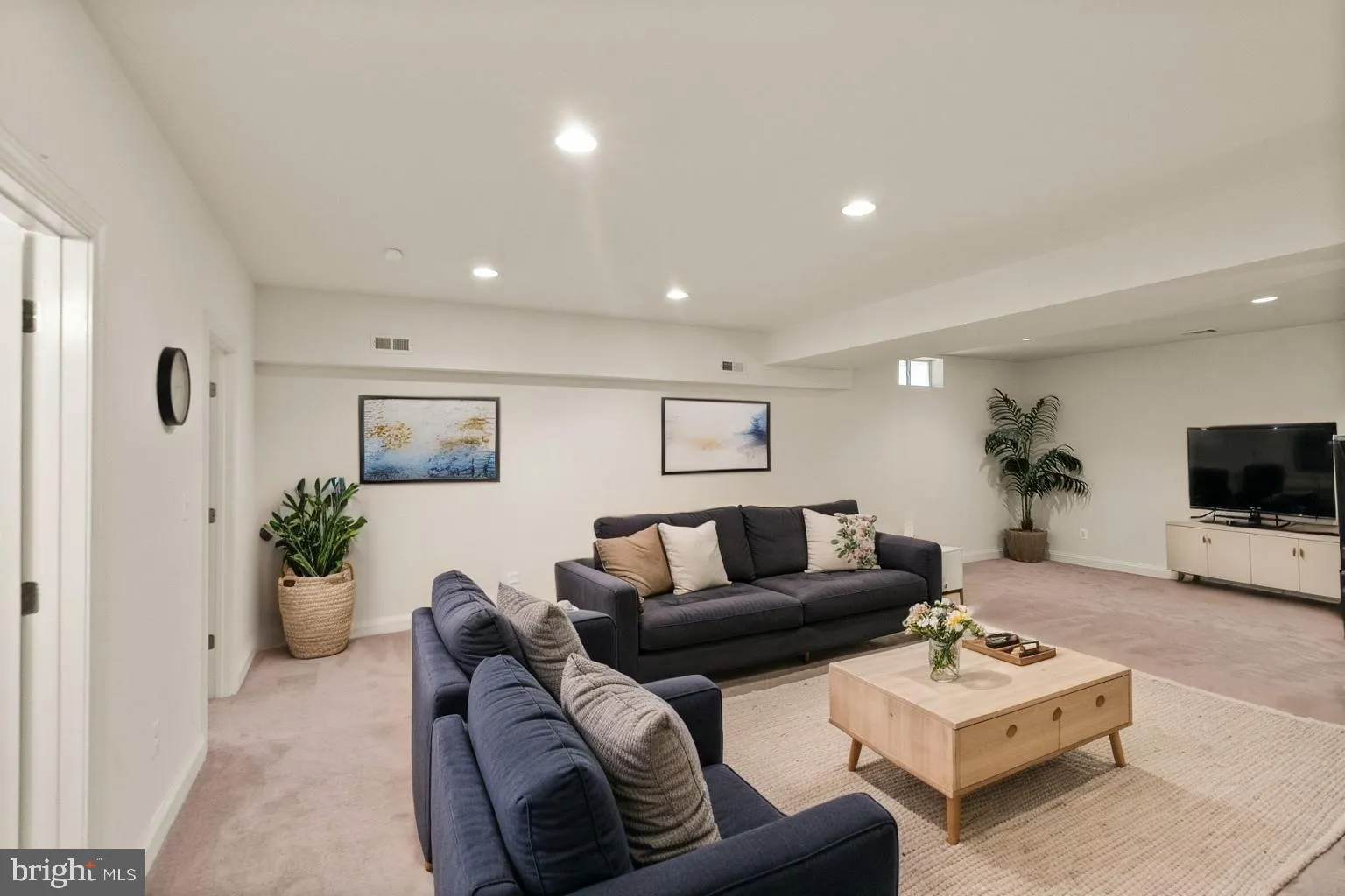 Bristow, Virginia 20136, United States, 5 Bedrooms Bedrooms, ,4 BathroomsBathrooms,Residential,Active,117823