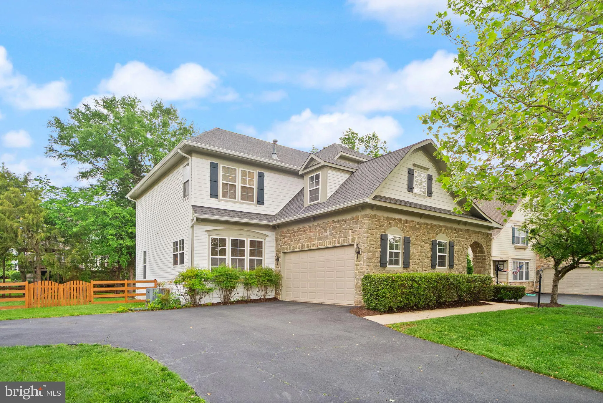 Bristow, Virginia 20136, United States, 5 Bedrooms Bedrooms, ,4 BathroomsBathrooms,Residential,Active,117823