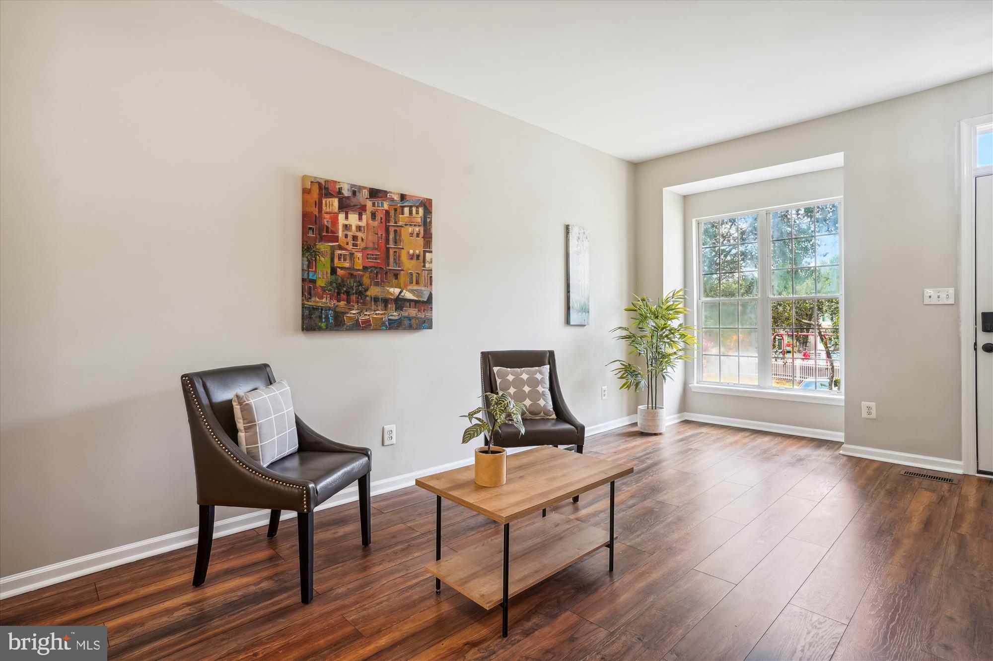 MONTCLAIR MEWS - Residential