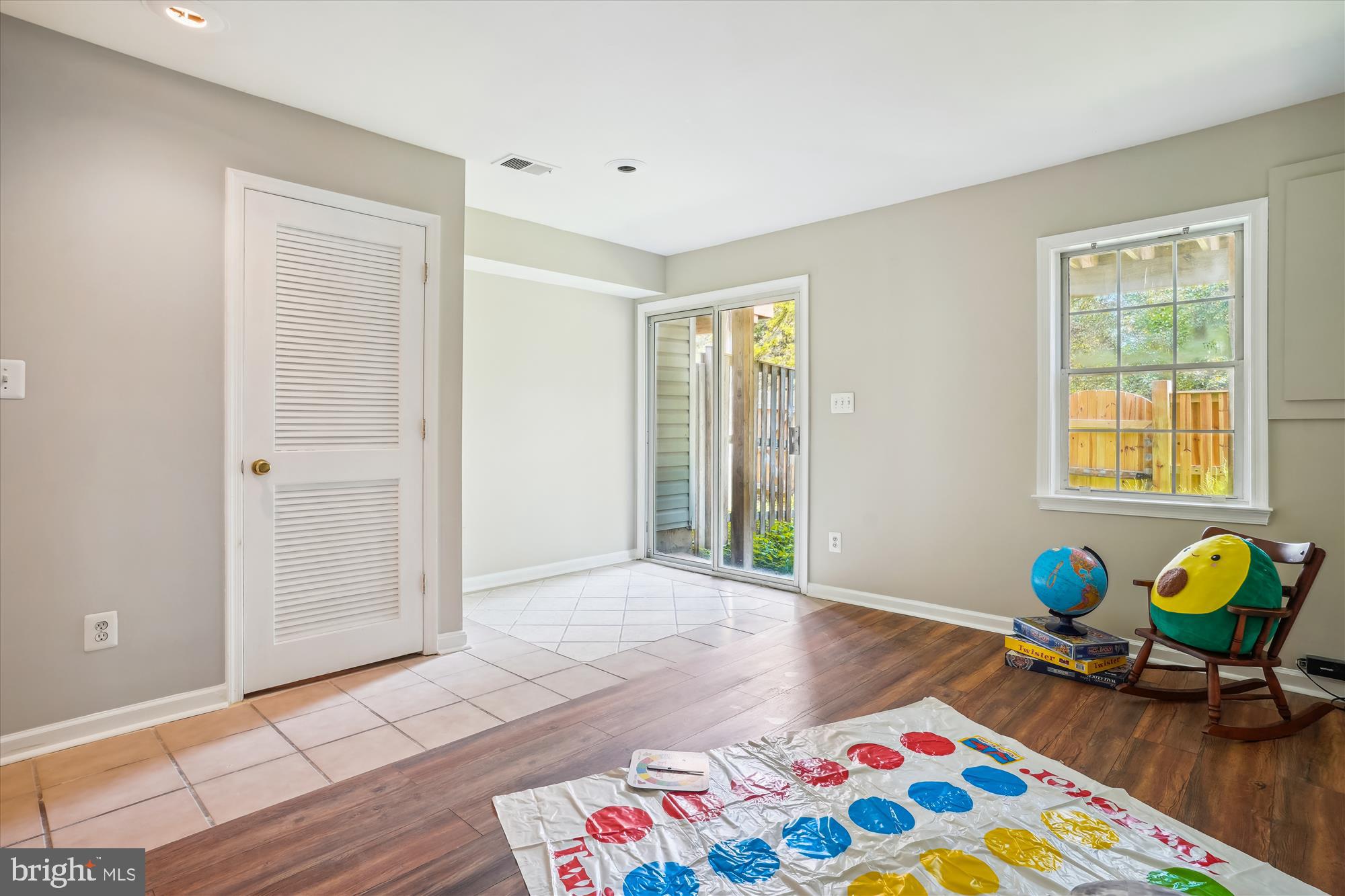 MONTCLAIR MEWS - Residential