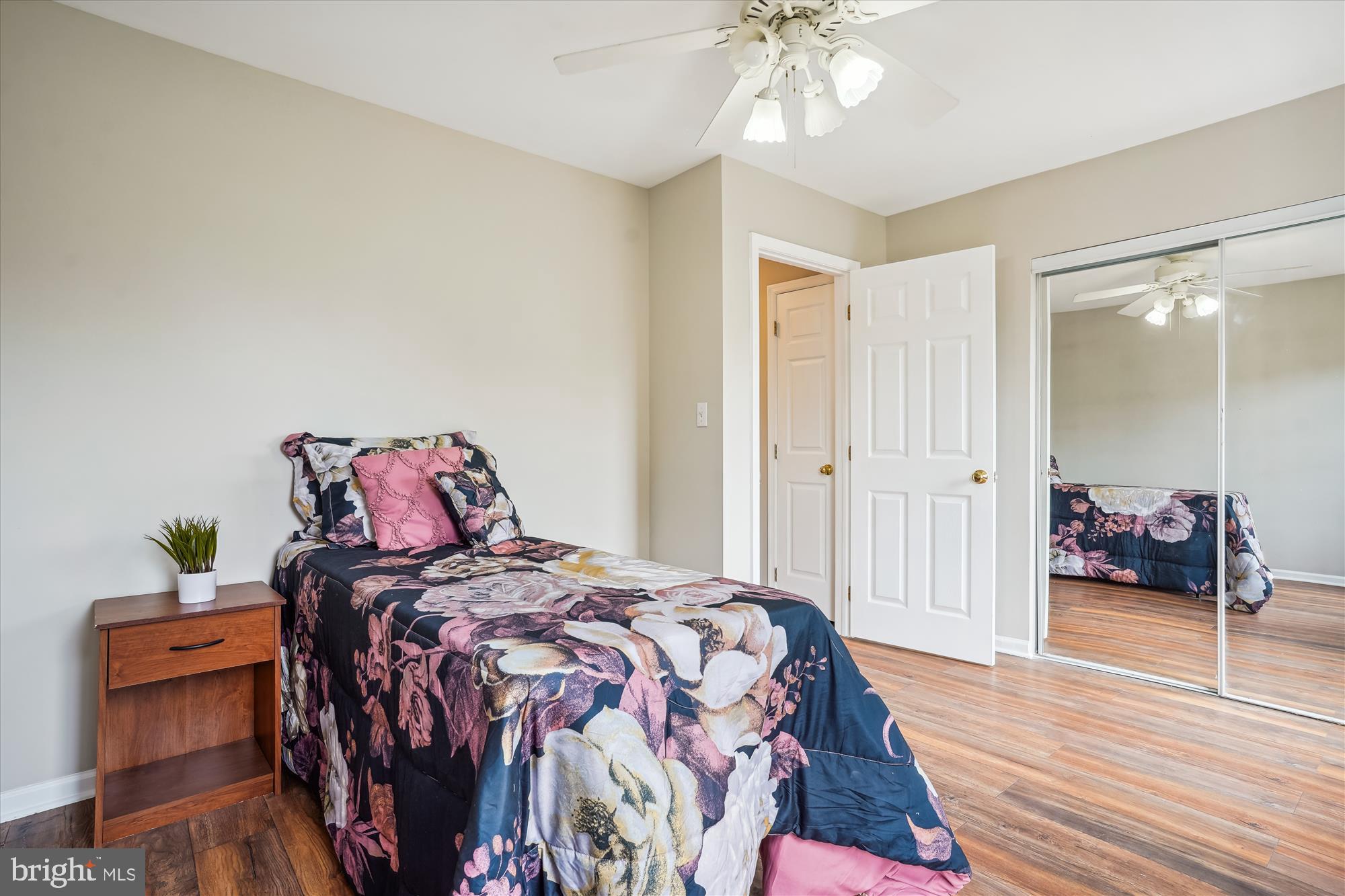 MONTCLAIR MEWS - Residential