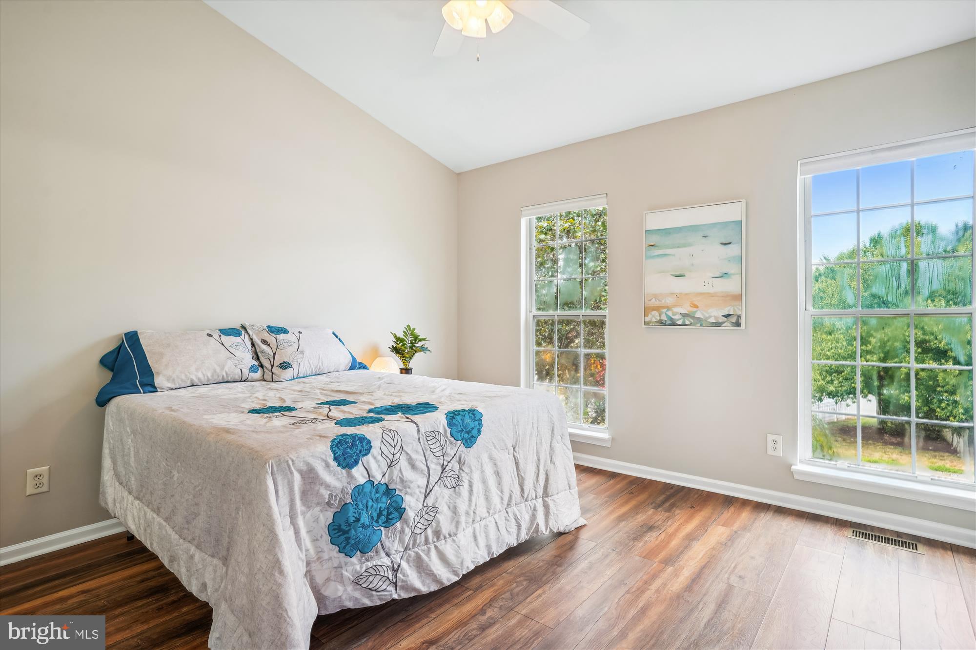 MONTCLAIR MEWS - Residential