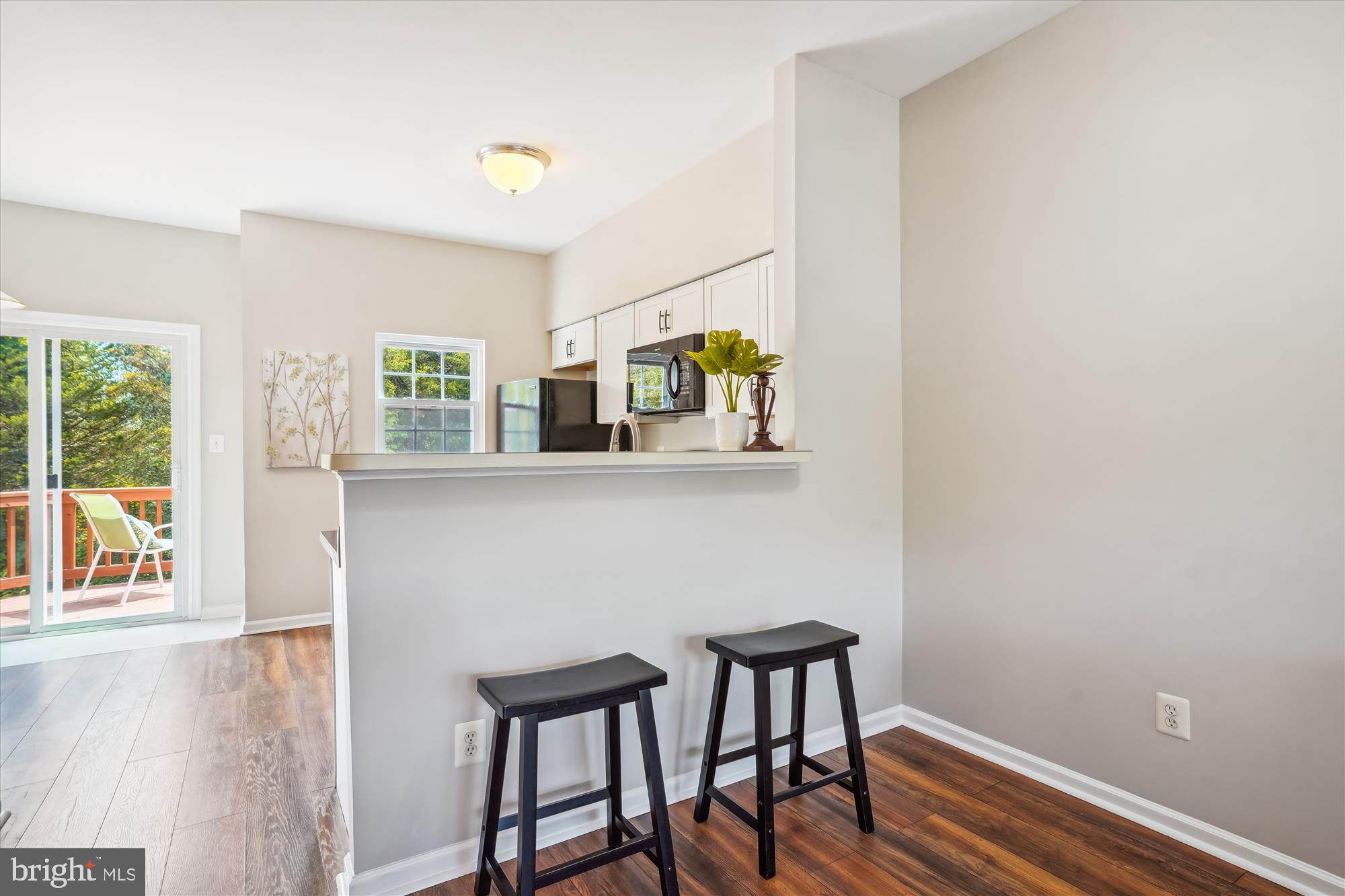 MONTCLAIR MEWS - Residential