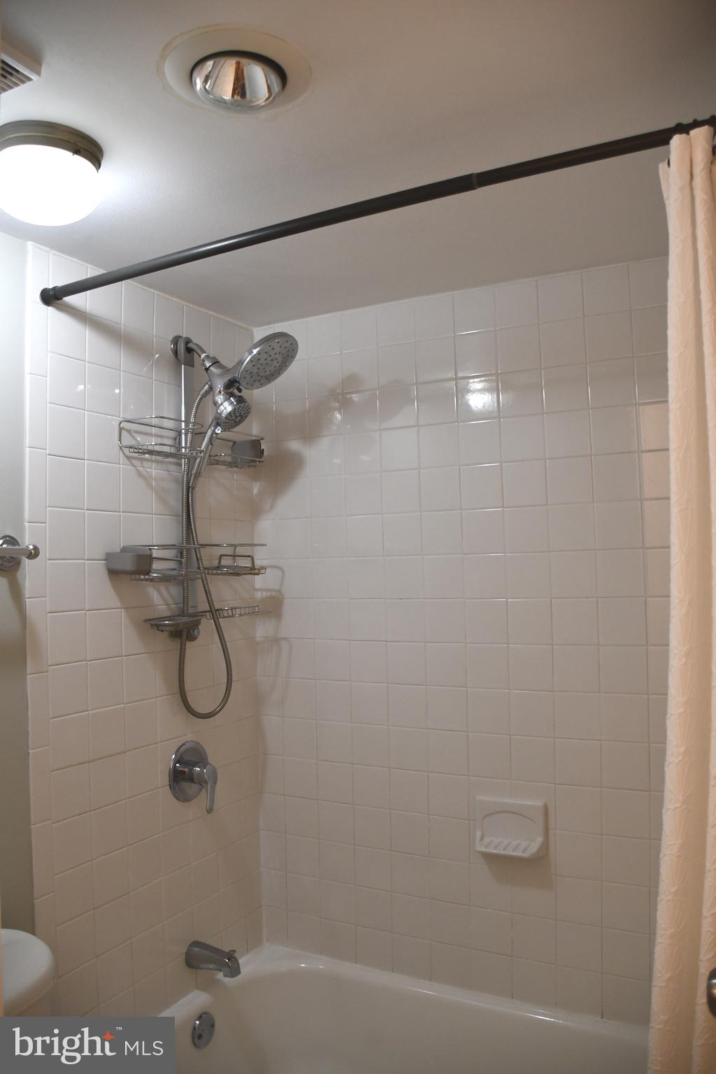 WATERGATE AT LANDMARK - Residential Lease