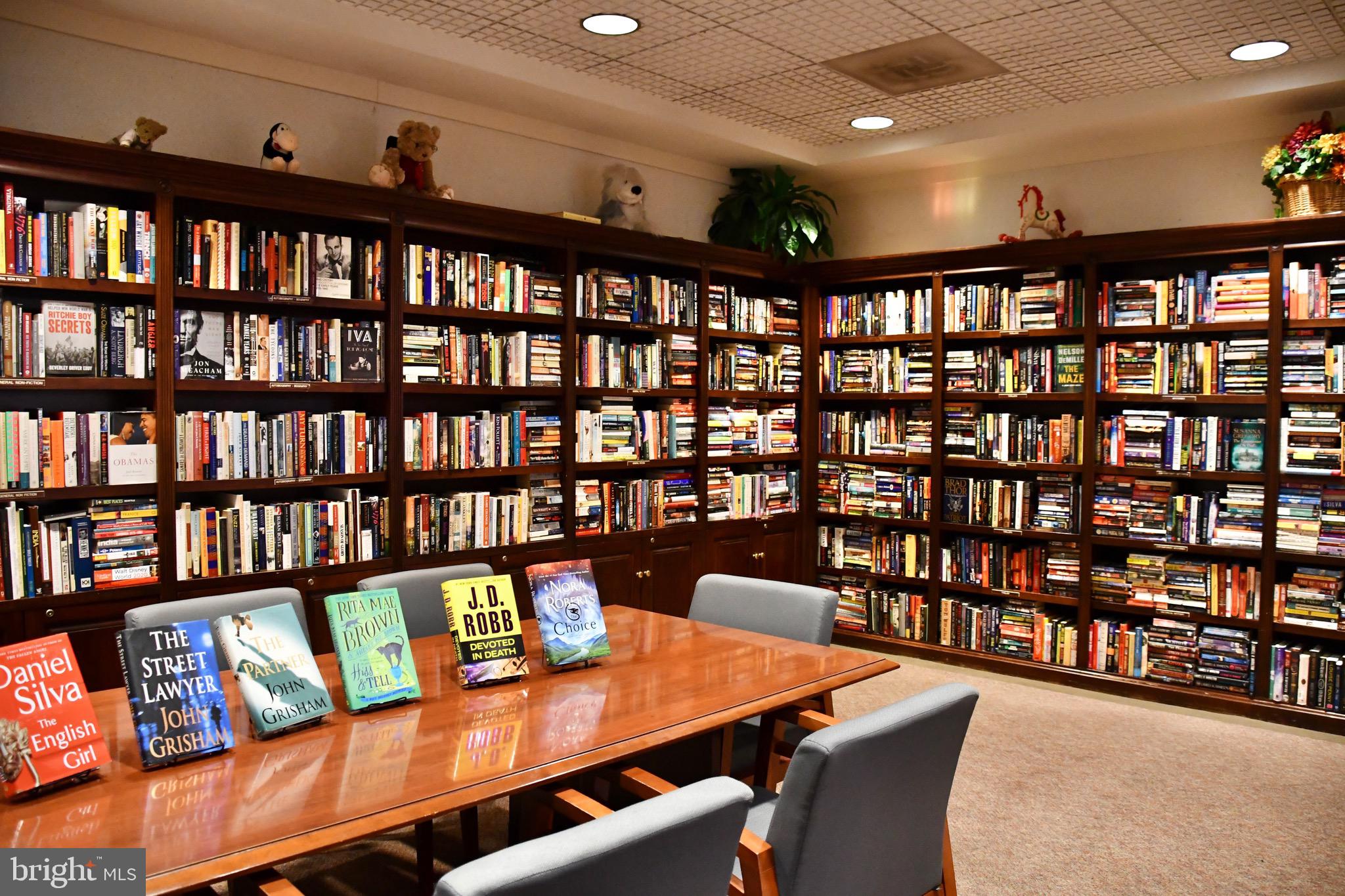 WATERGATE AT LANDMARK - Residential Lease